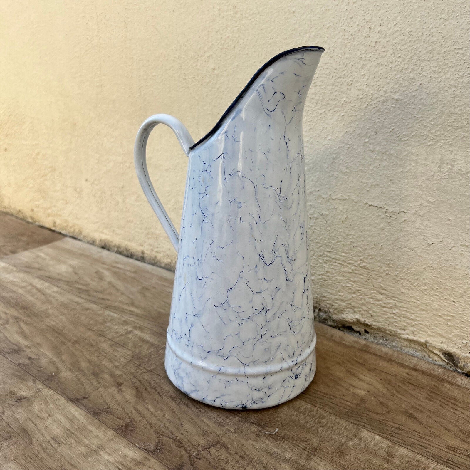 Vintage Enamel pitcher jug water marble blue white 2809227 - Fleamarketfrance