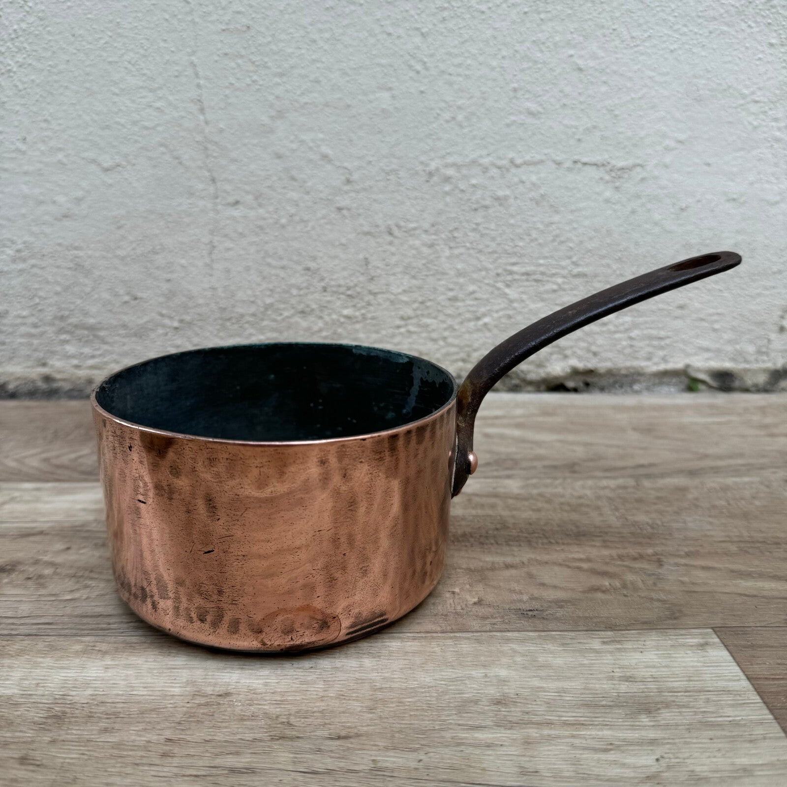 French Copper Saucepan Magasins du Louvre Paris Tin Lined Vintage 19092418 Unbranded