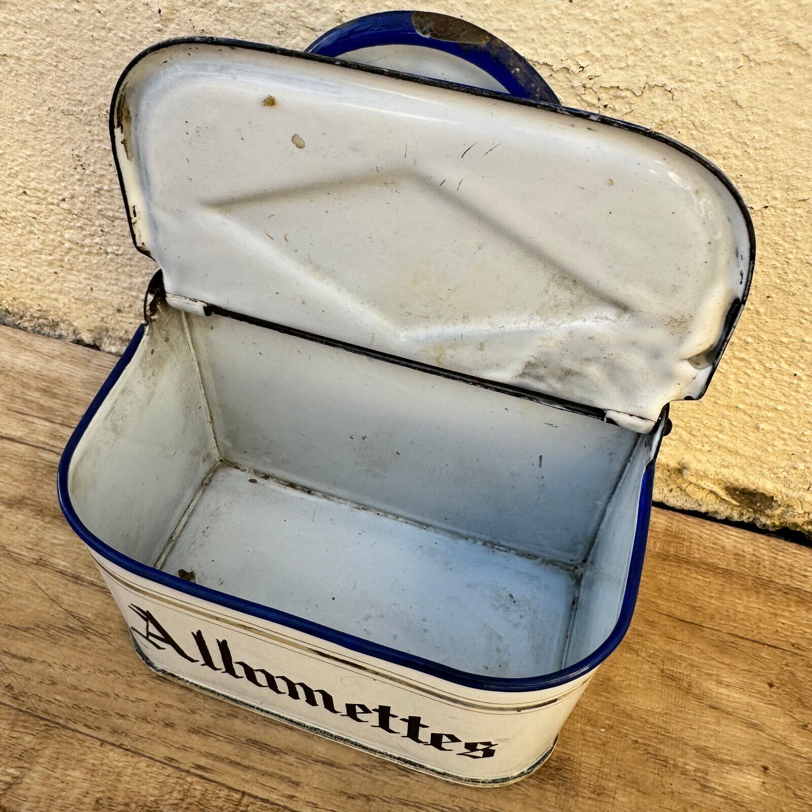 Vintage French Enamel BOX Matchbox Match Striker Lid Wall Hanging 31012411 - Fleamarketfrance