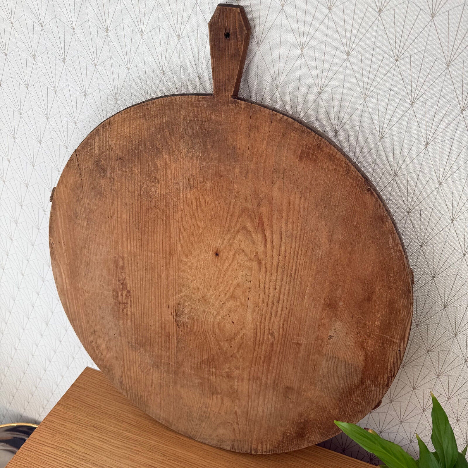 ANTIQUE VINTAGE ROUND EUROPEAN BREAD OR CHOPPING CUTTING BOARD WOOD 0902251 - Fleamarketfrance