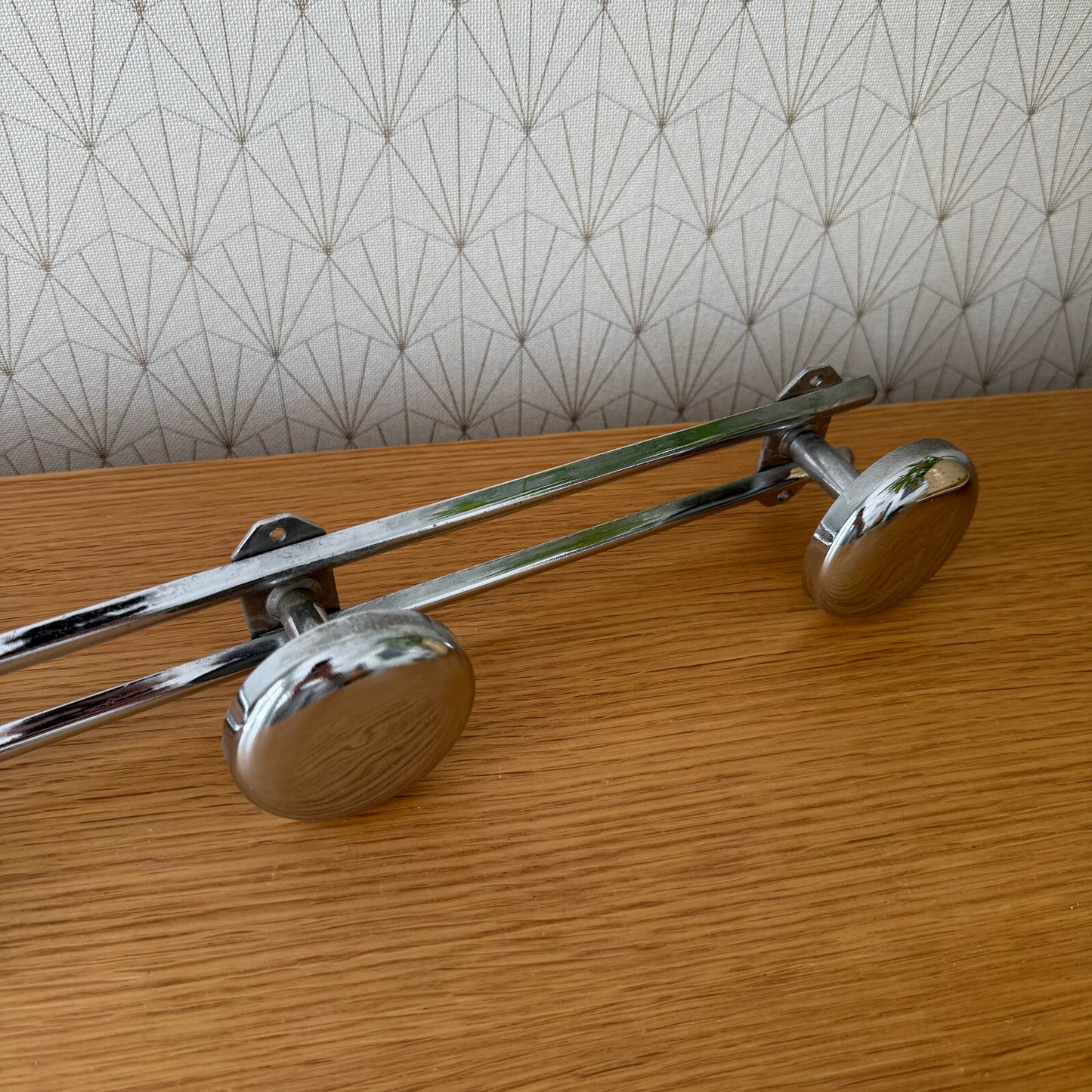 Vintage French Metal 4 Hook Coat Rack/Wall-Mounted Entryway Storage 12062514 Unbranded