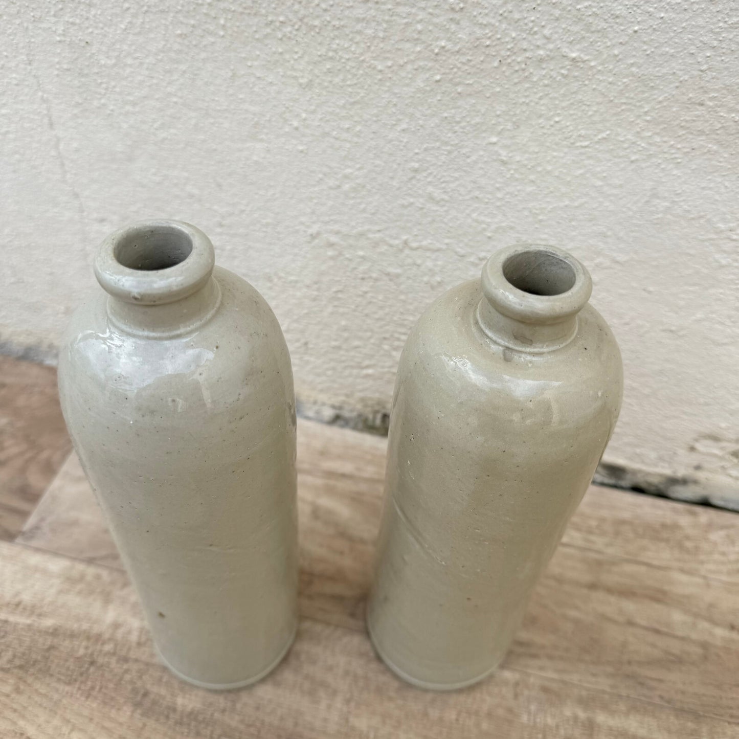 2 Vintage French Stoneware alcohol Wine Bottle water 29042410 Unmarked
