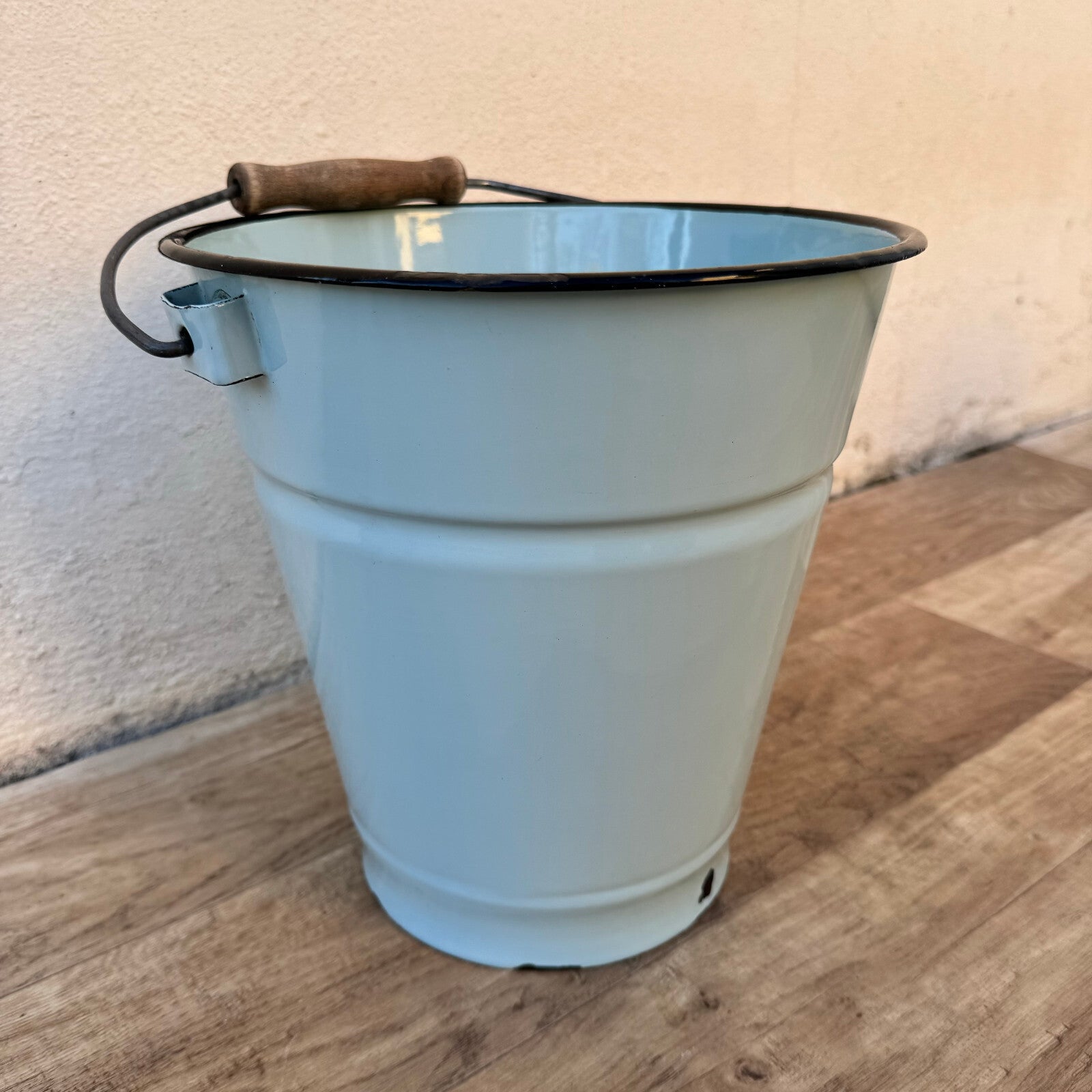 Vintage French Enamel Bucket Blue Water Pail Wood Handle 24cm 07082411 Fleamarketfrance