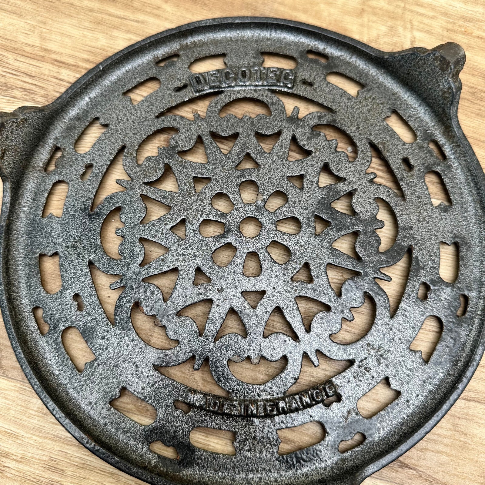 Vintage Cast iron french patina Trivet france 2011233 Unbranded