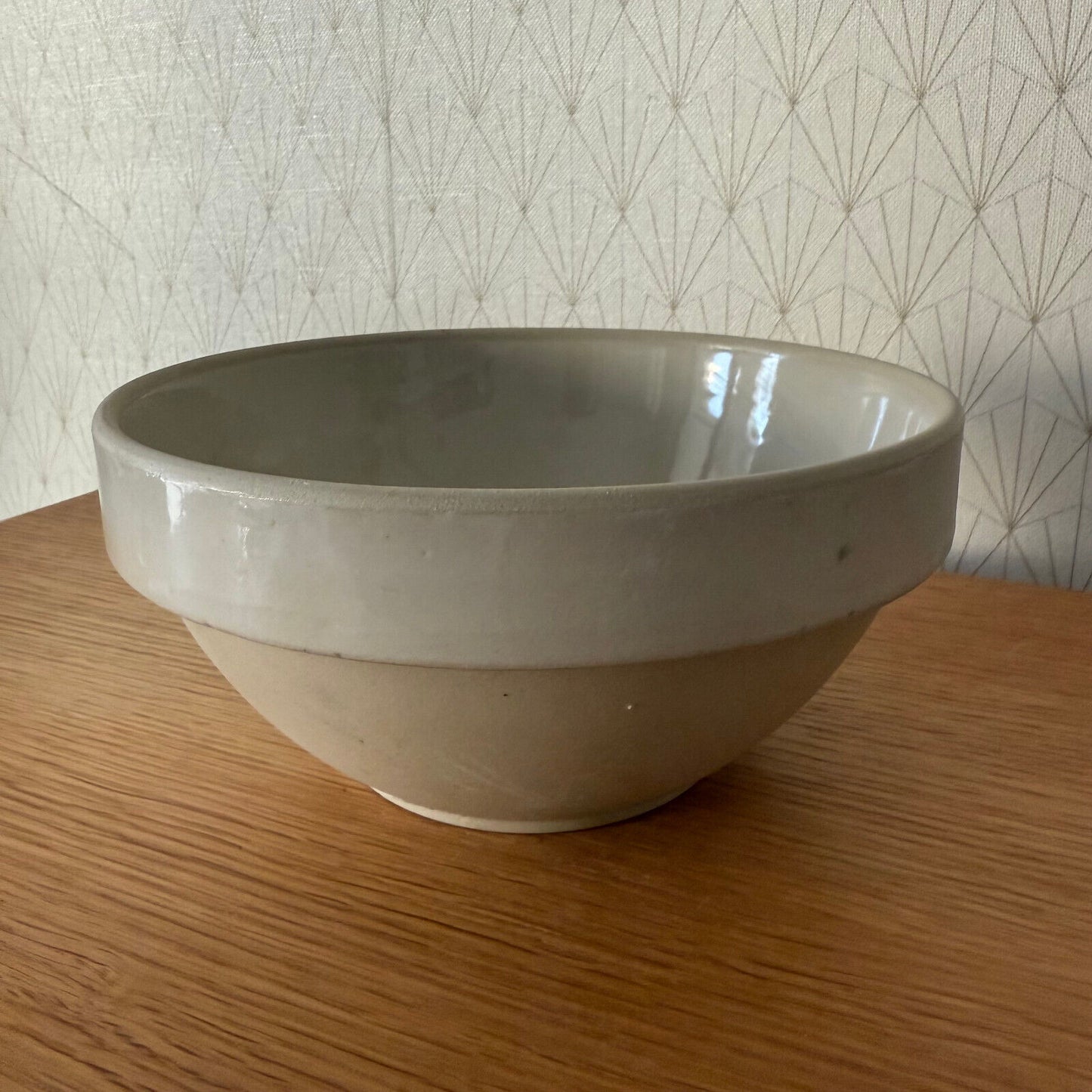 VINTAGE FRENCH STONEWARE SALAD MIXING BOWL TERRINE 8 1/4" 03042512