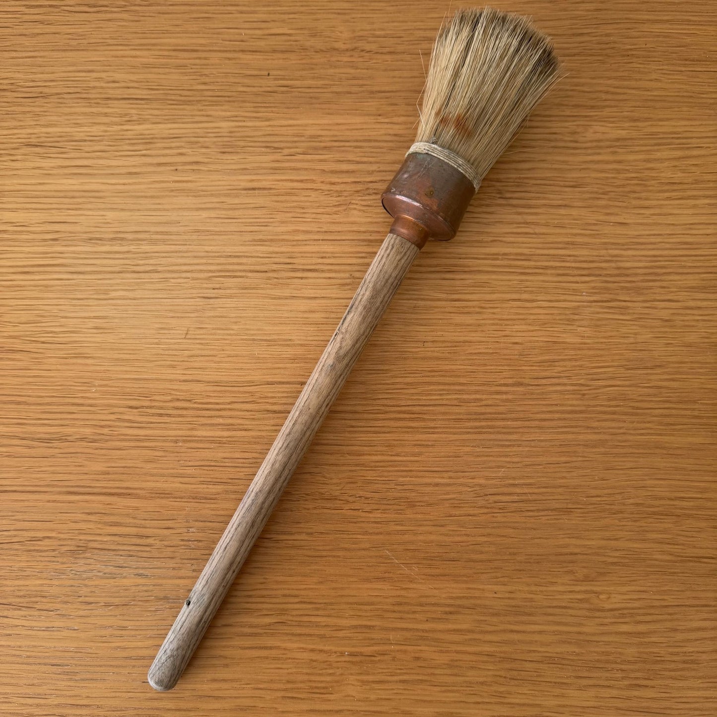 Vintage French Paint Brush Wood Handle Natural Bristles Rustic 1912255 Fleamarketfrance : French vintage and antique decor