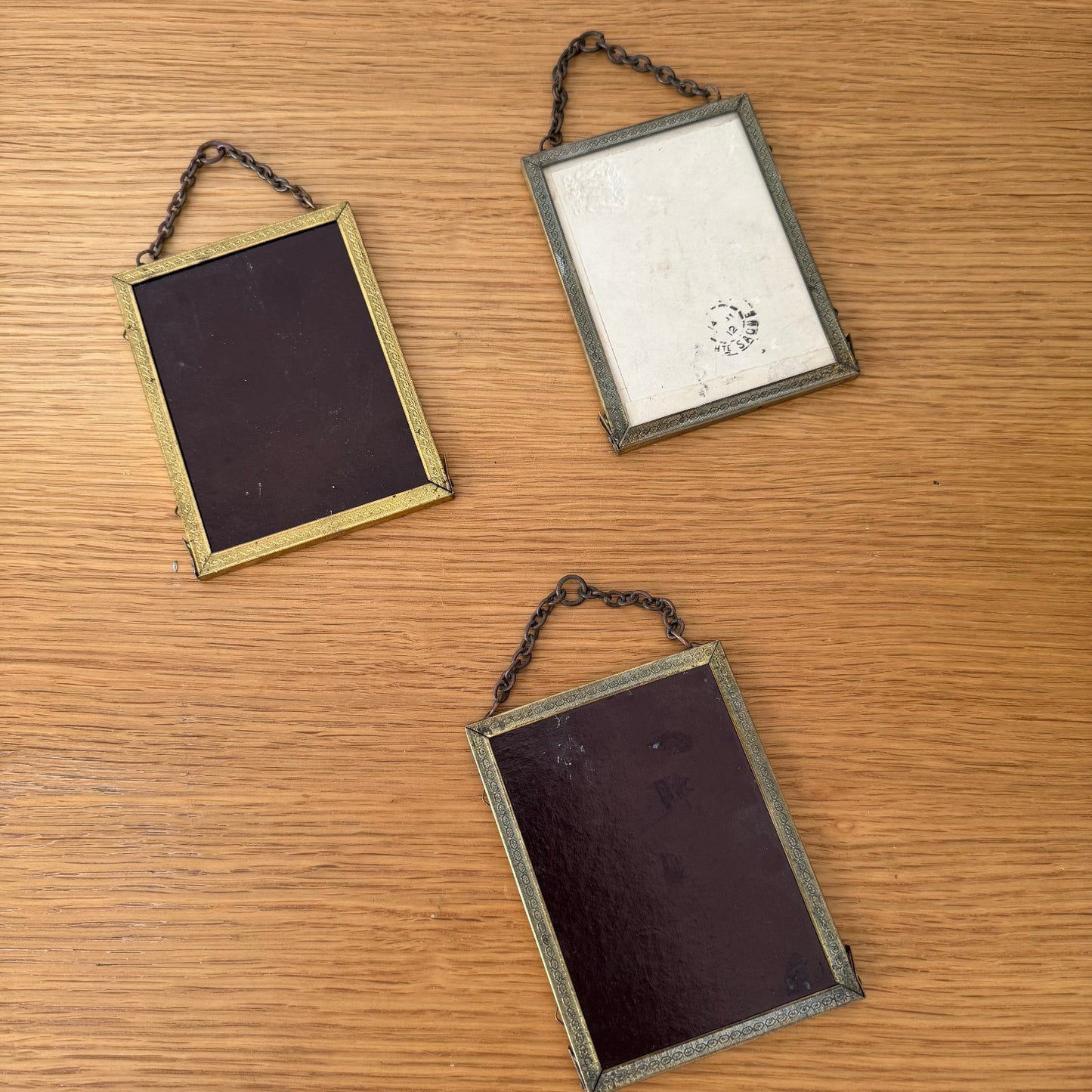 Vintage French Brass Picture Frames Set Chain Hanging Glass 3pc 0211252 Fleamarketfrance : French vintage and antique decor