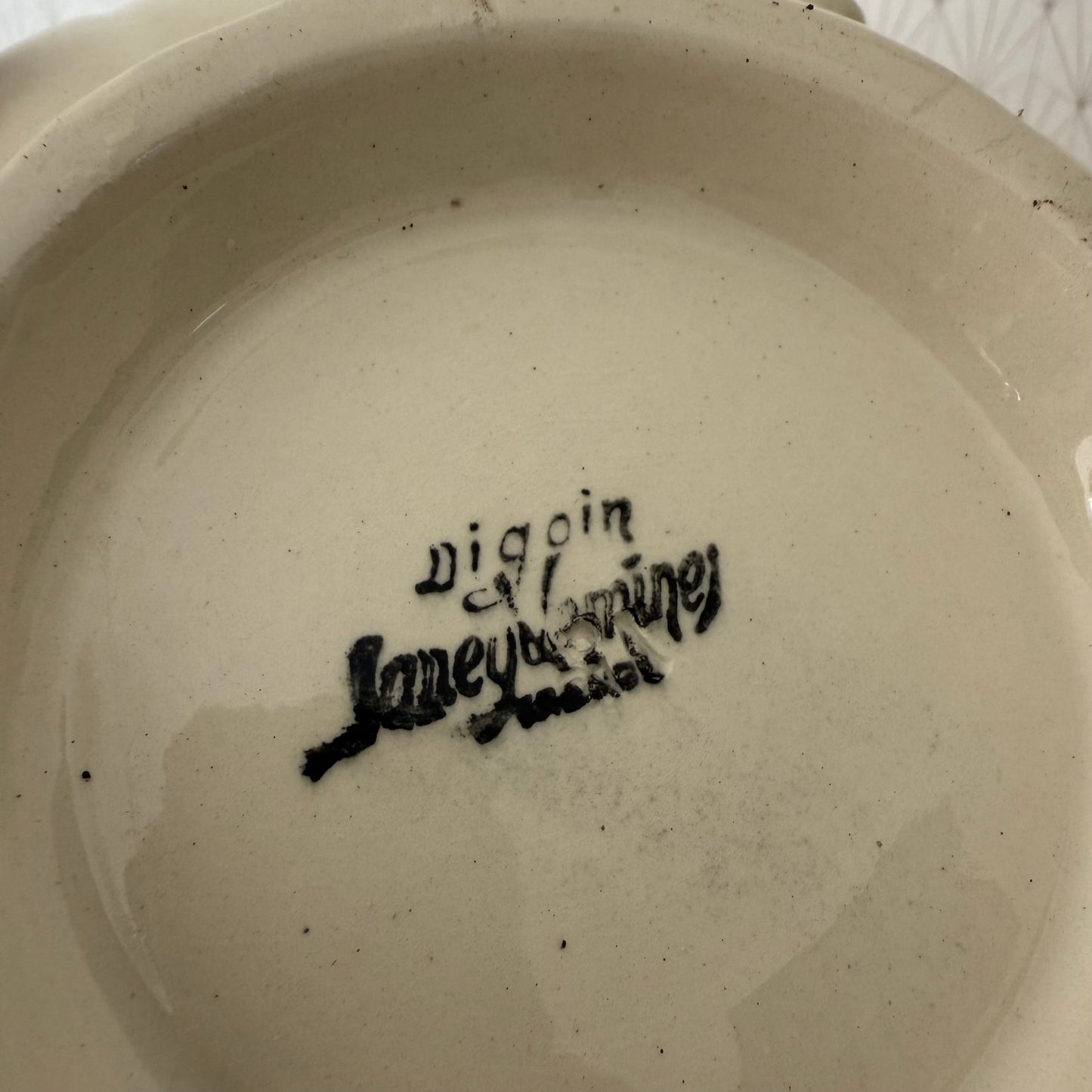 French Vintage Ceramic Tureen Sarreguemines Digoin Cream Bowl 1310256 Sarreguemines Digoin
