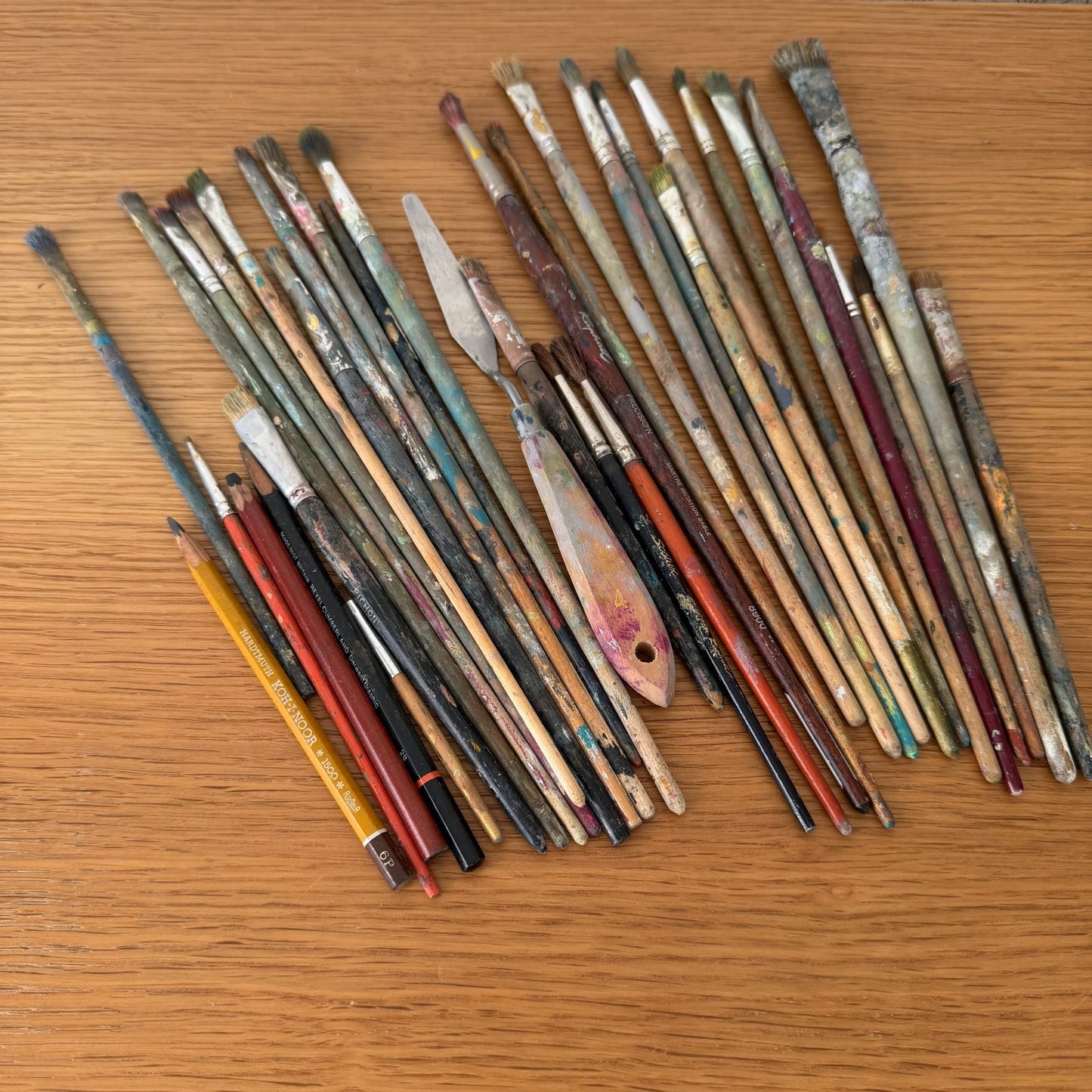Vintage Used Artist Paintbrush Lot Mixed Set Oil Painting Tools 0708269 Princeton Artist Brush Co.