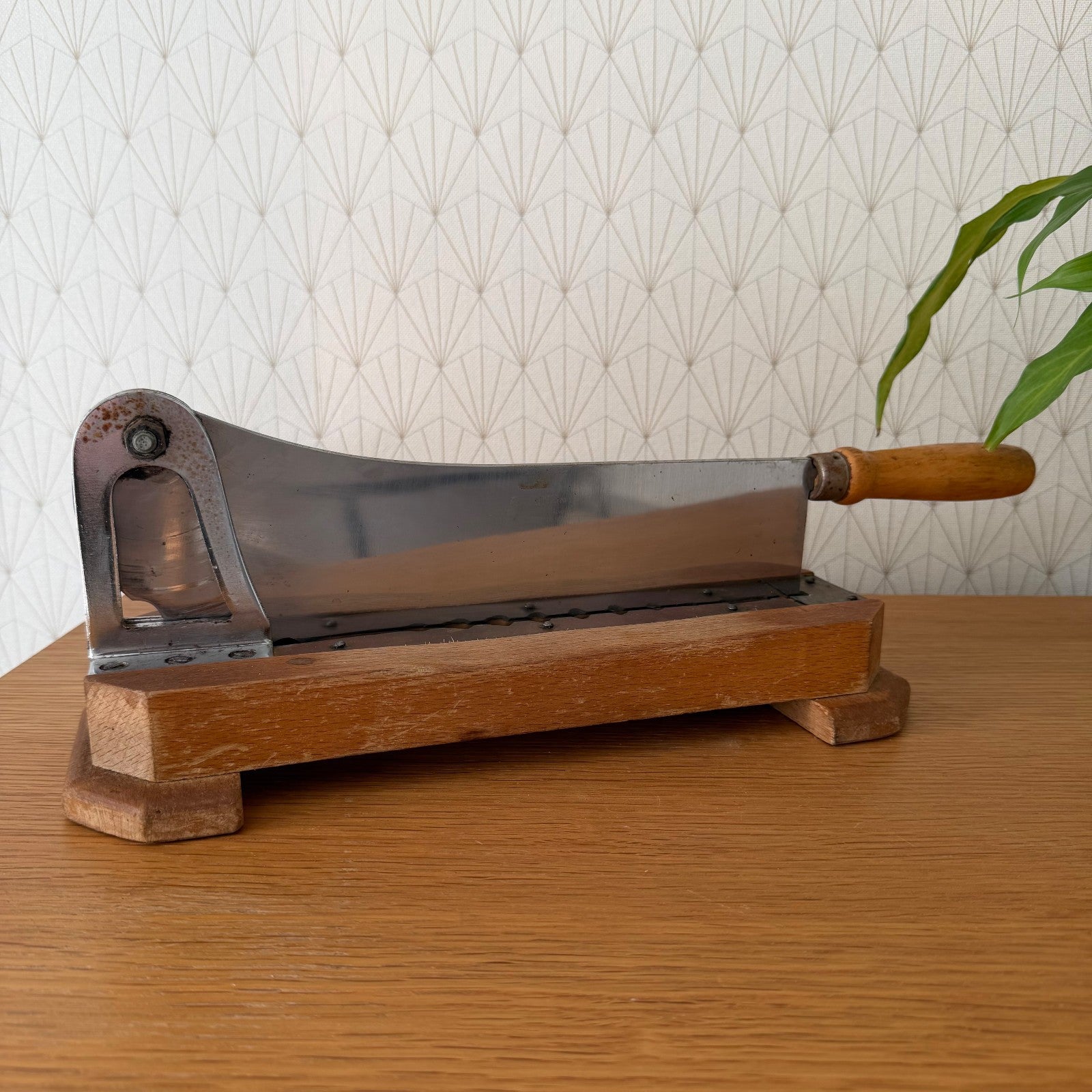 Vintage French bread slicer Au'Nain wooden cutting board restaurant 1602269 Fleamarketfrance