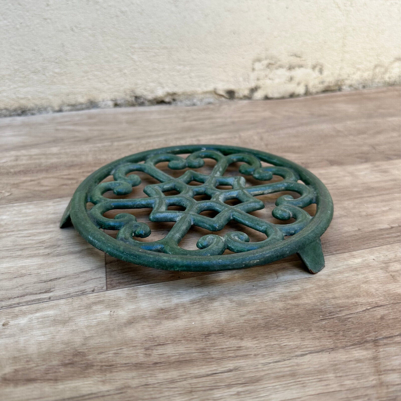 Antique vintage french Cast iron kitchen Trivet  france 11082310 - Fleamarketfrance