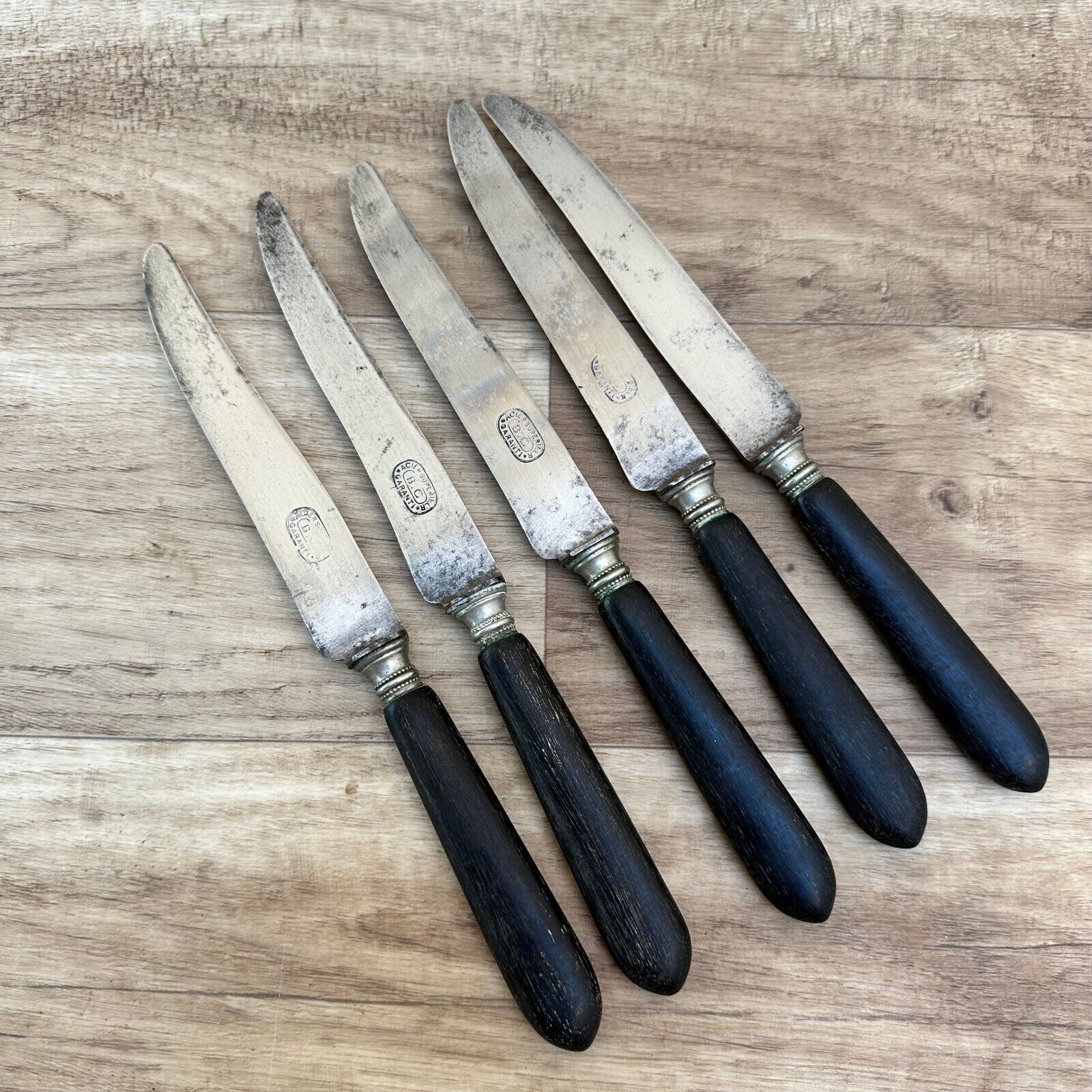 Antique French Dinner Knives Faux Ebony Horn Handles Silver Collar 5pcs 2608231 - Fleamarketfrance