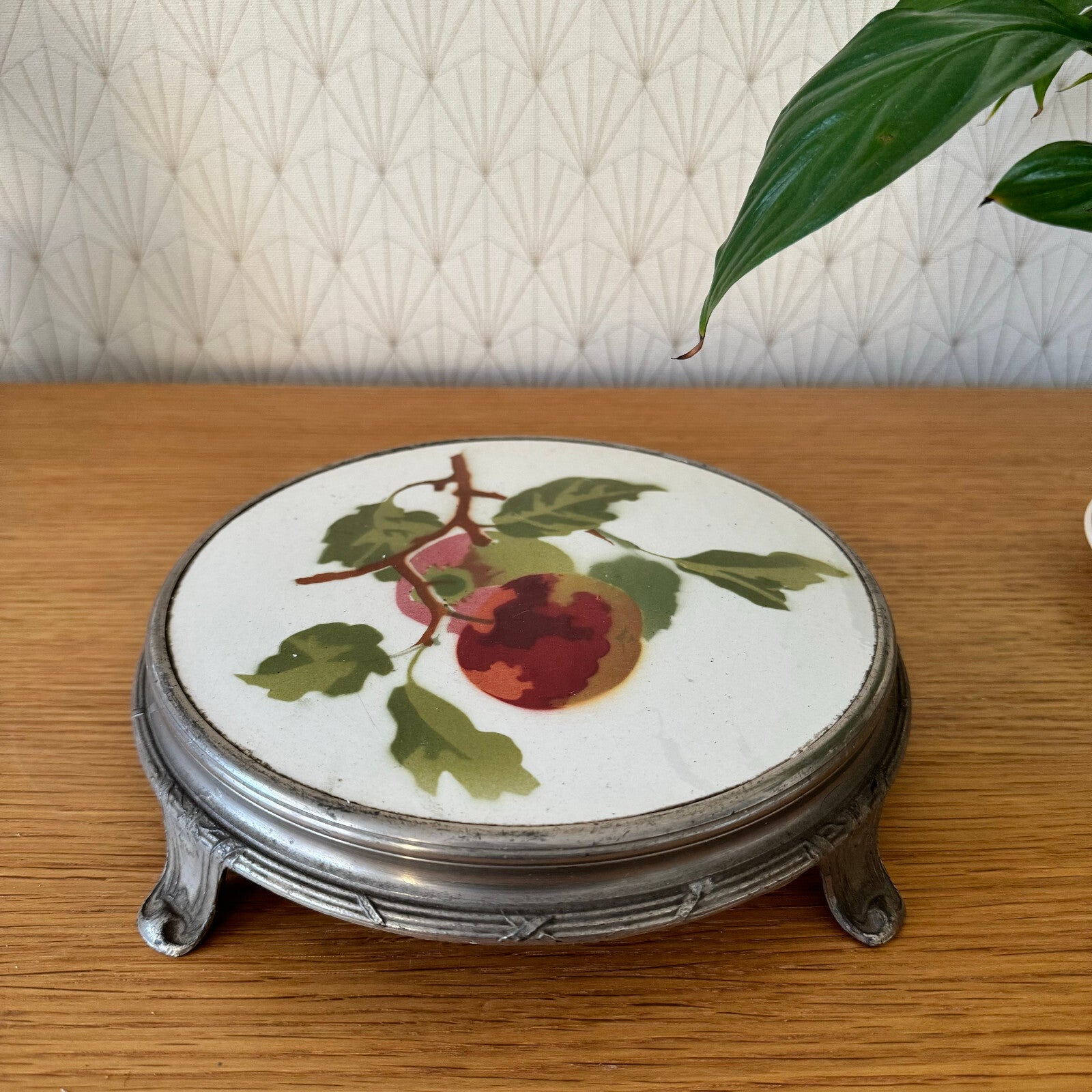 French Vintage Porcelain Metal Trivet Footed Fruit Design 1930s 0703248 Unbranded