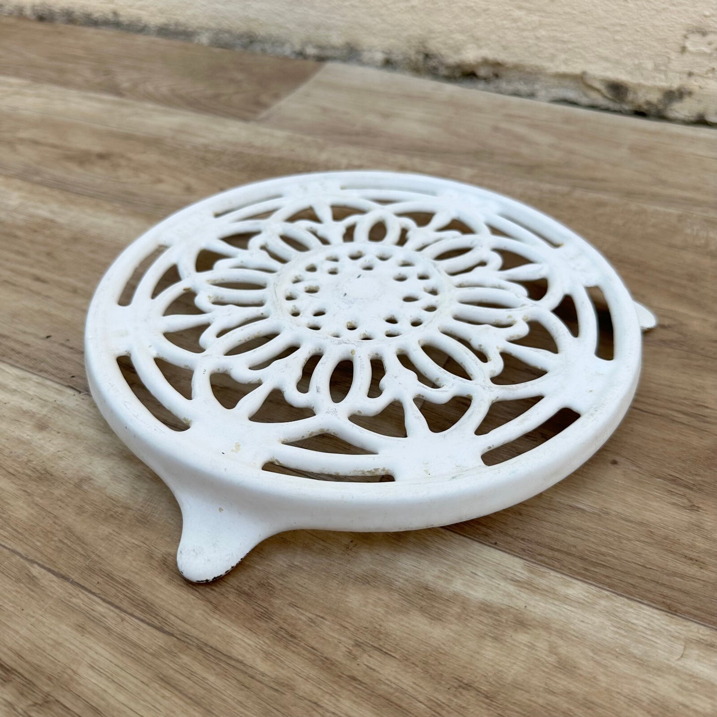 French Cast Iron Trivet White Decorative Hot Plate Stand Vintage 26082313 Unbranded