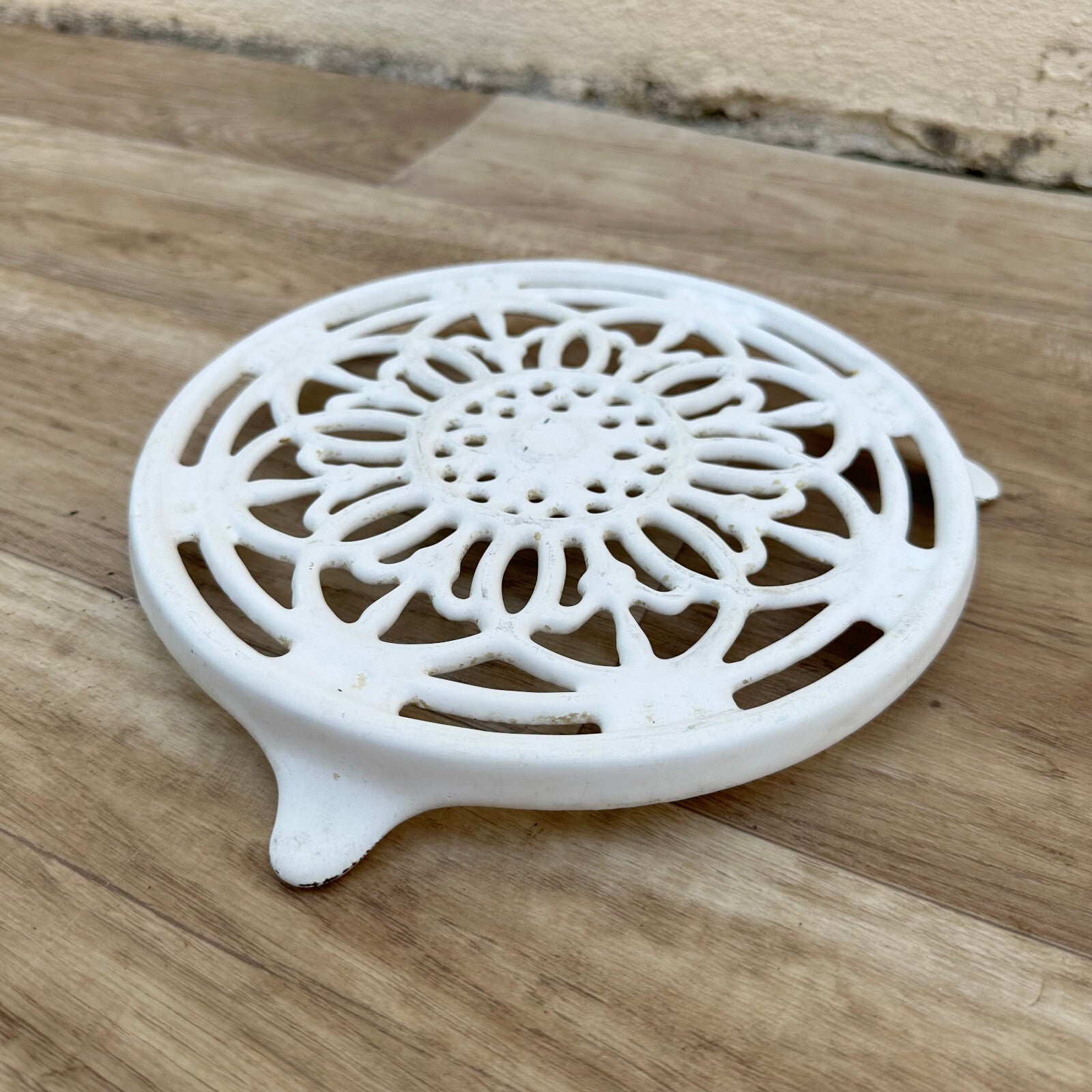 French Cast Iron Trivet White Decorative Hot Plate Stand Vintage 26082313 Unbranded
