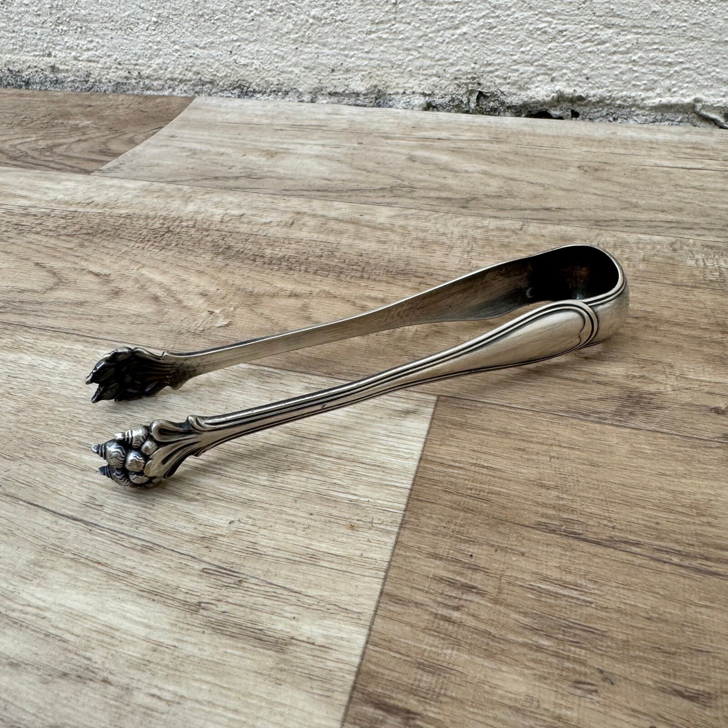 Christofle Silver Plated Lion Paw Sugar Tongs French Vintage 2904243 Christofle