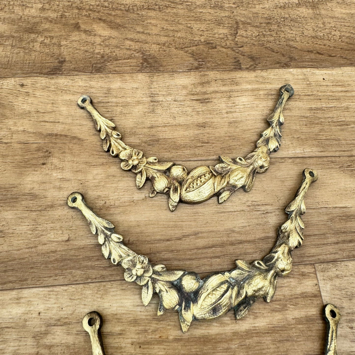 French Brass Drawer Pulls Antique Floral Hardware Set of 5 Vintage 0805243 Fleamarketfrance