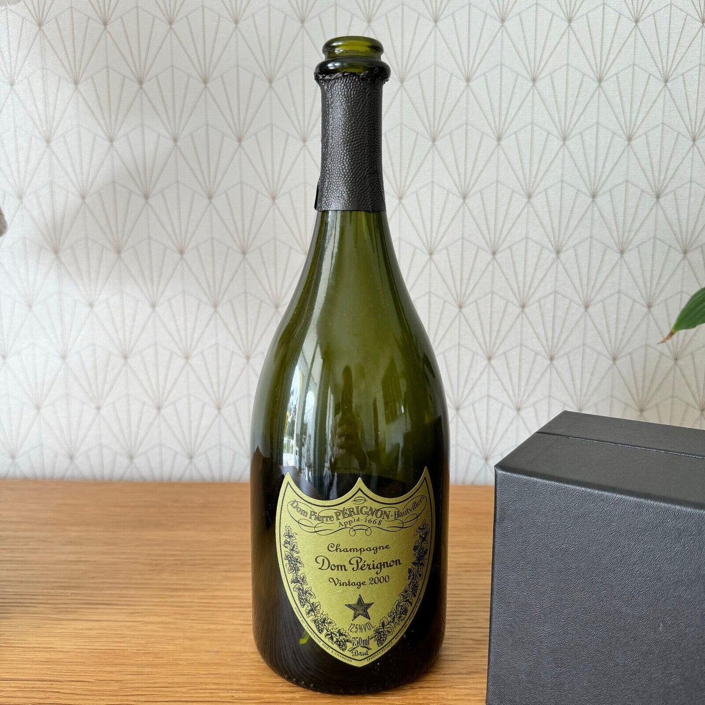 Empty Dom perignon champagne 2000 Bottle W Box 2309245 - Fleamarketfrance