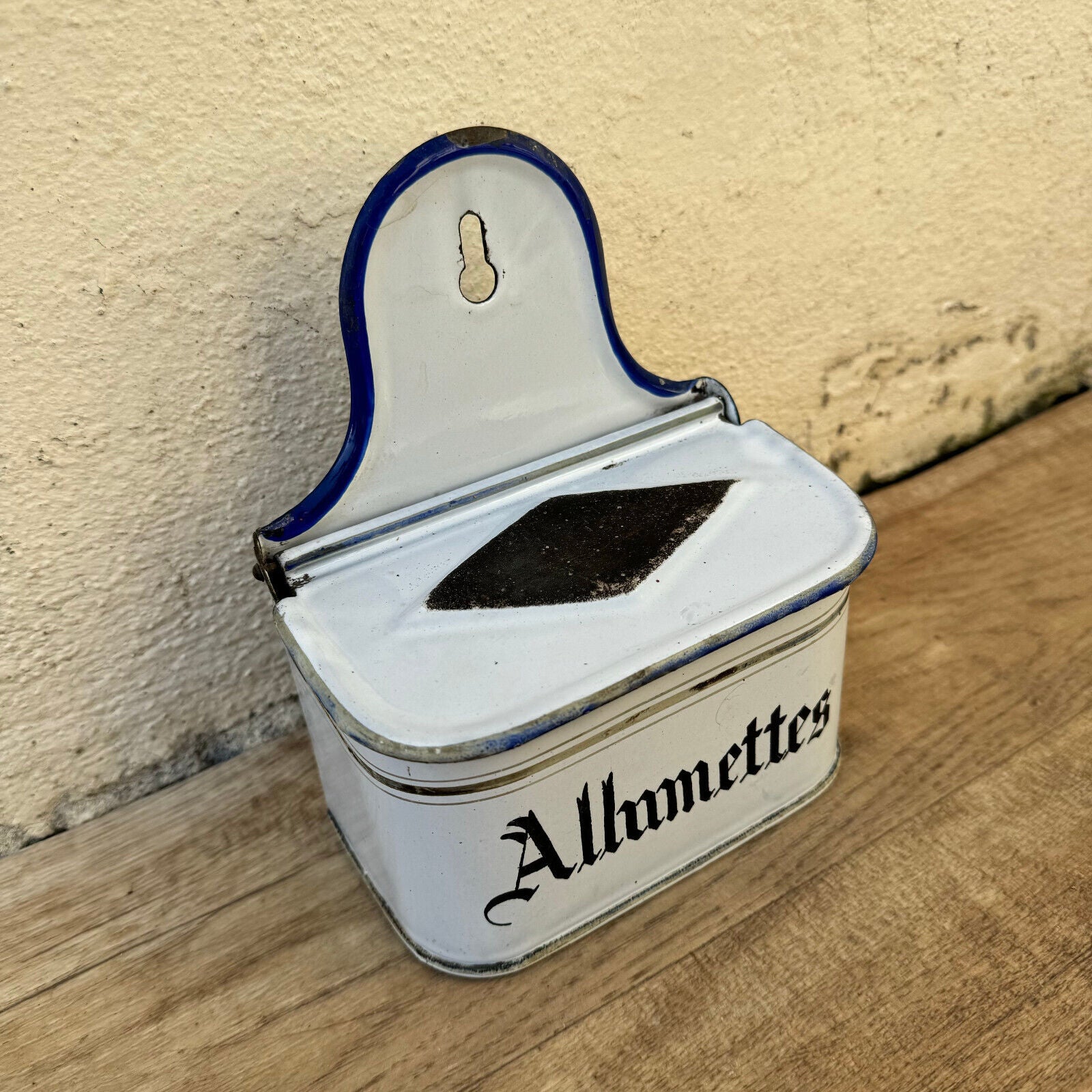 Vintage French Enamel BOX Matchbox Match Striker Lid Wall Hanging 31012411 - Fleamarketfrance