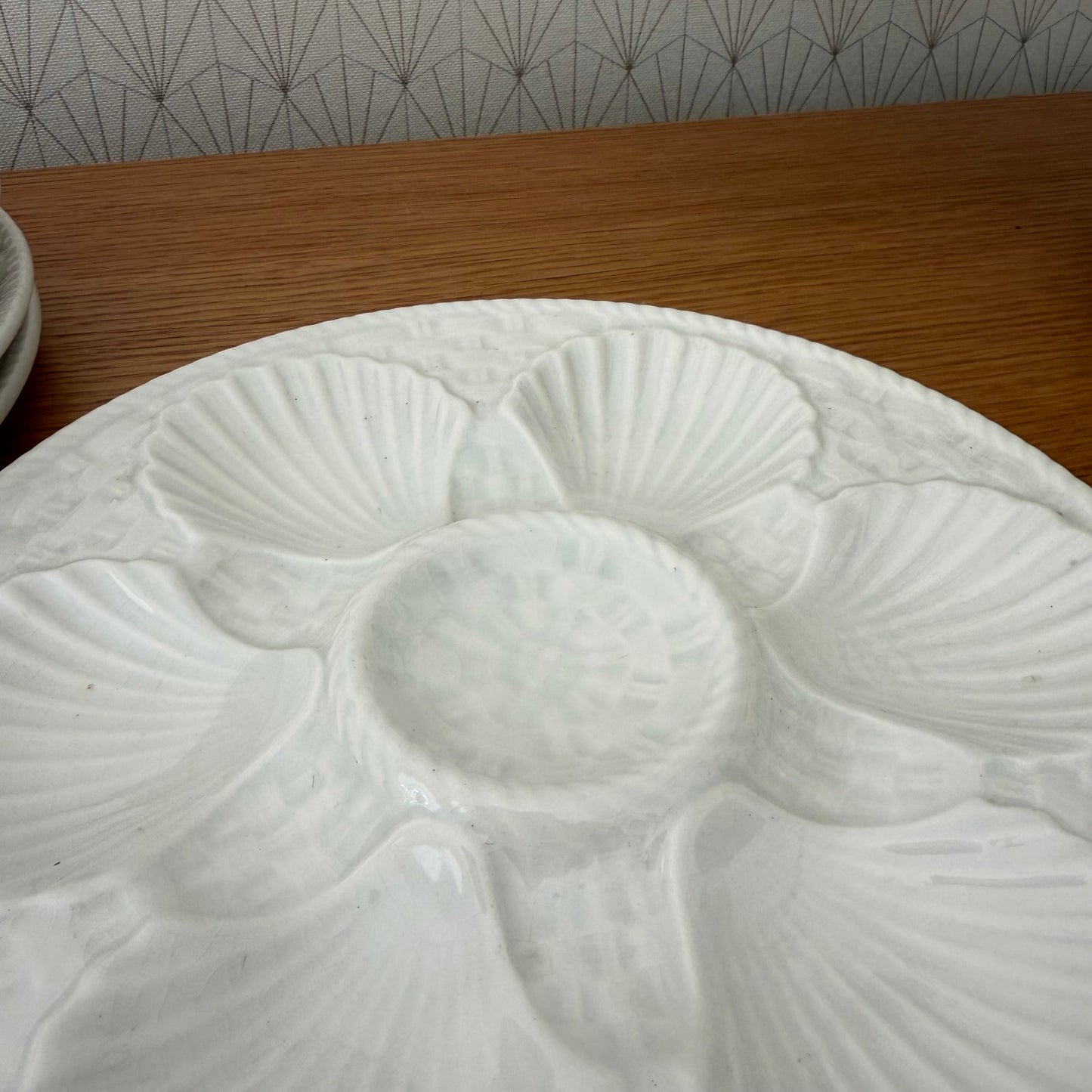 Set of 6 Vintage French Oyster Plate Longchamp France white 2010253