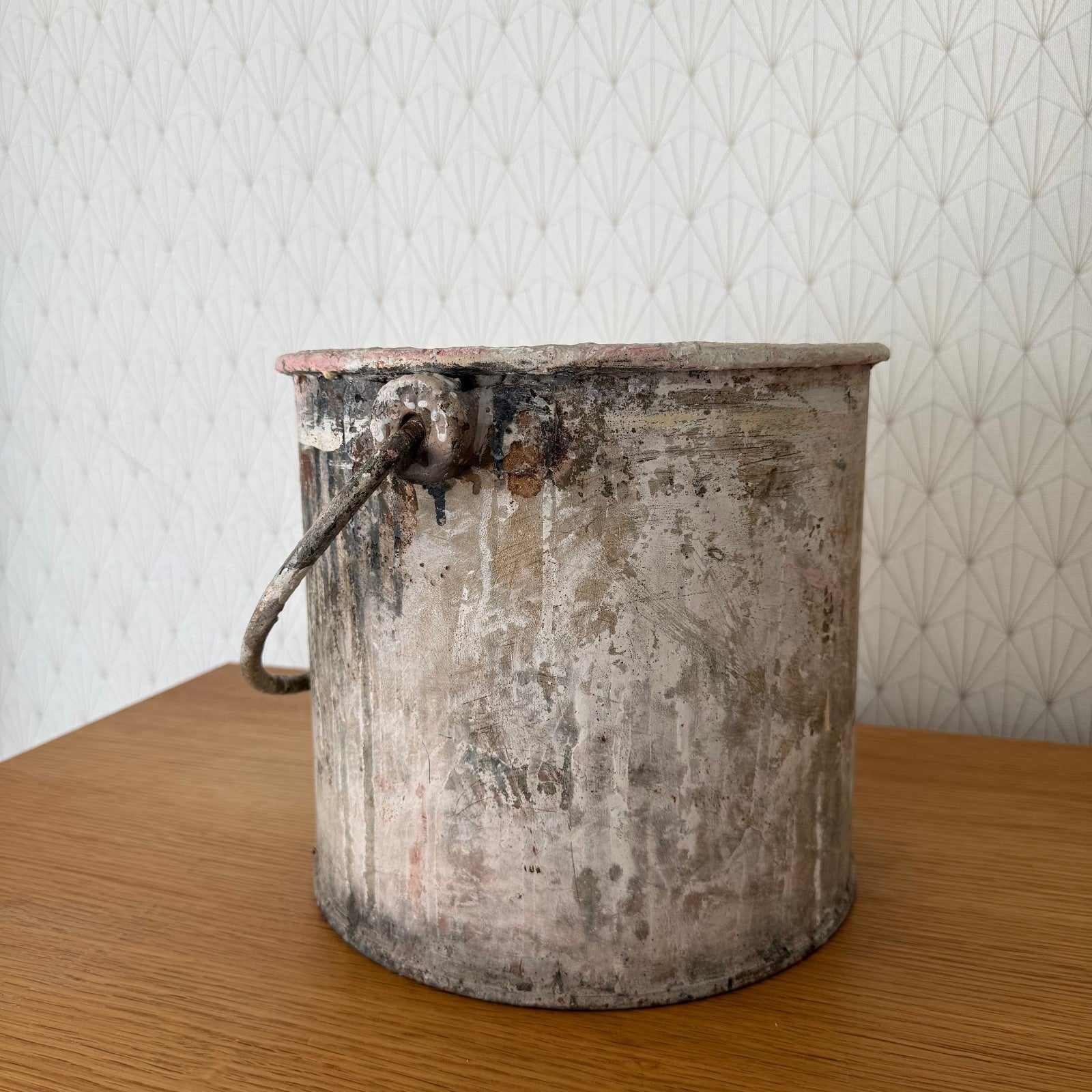 French Paint Bucket Vintage Industrial Metal Decorator Pot Handle 1310254 Fleamarketfrance : French vintage and antique decor