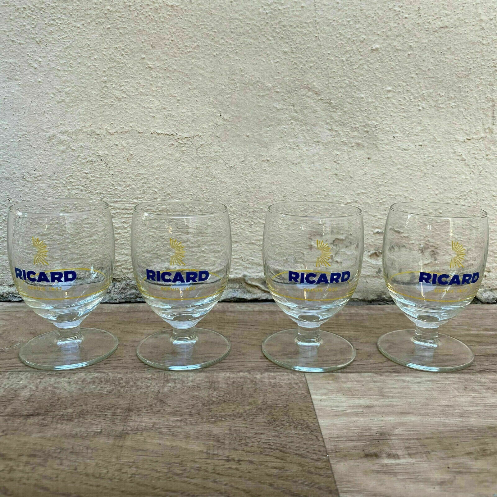 4 FRENCH RICARD ANISETTE PASTIS GLASSES WITH SUNBURST MOTIF 1001252 - Fleamarketfrance