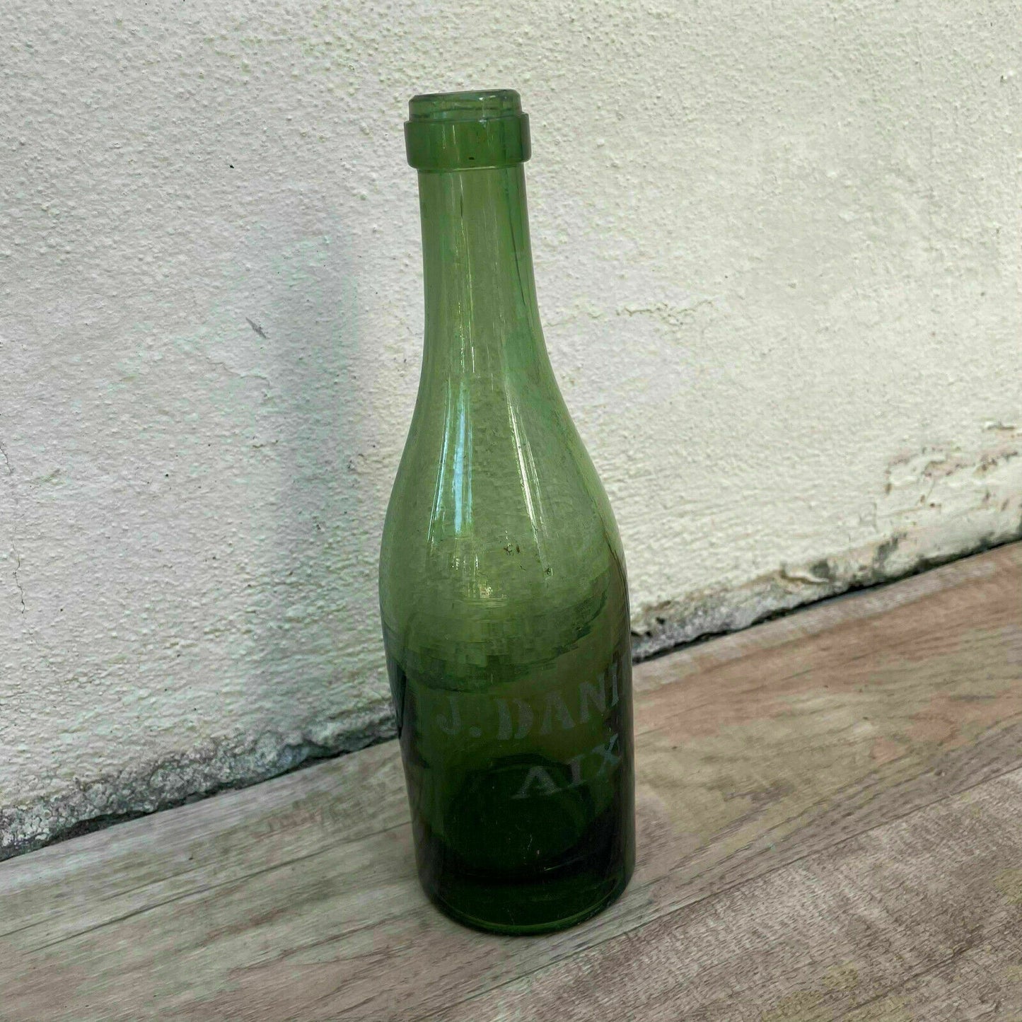 Old French Green Glass wine water pastis bottle circa 1920 22092112 - Fleamarketfrance