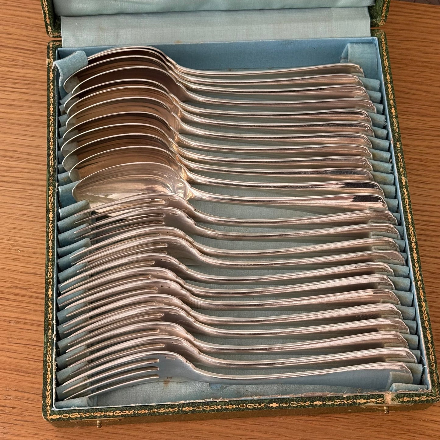 Vintage French silver-plated 12 dinner forks and soupe Spoons Christofle 1707257 Christofle