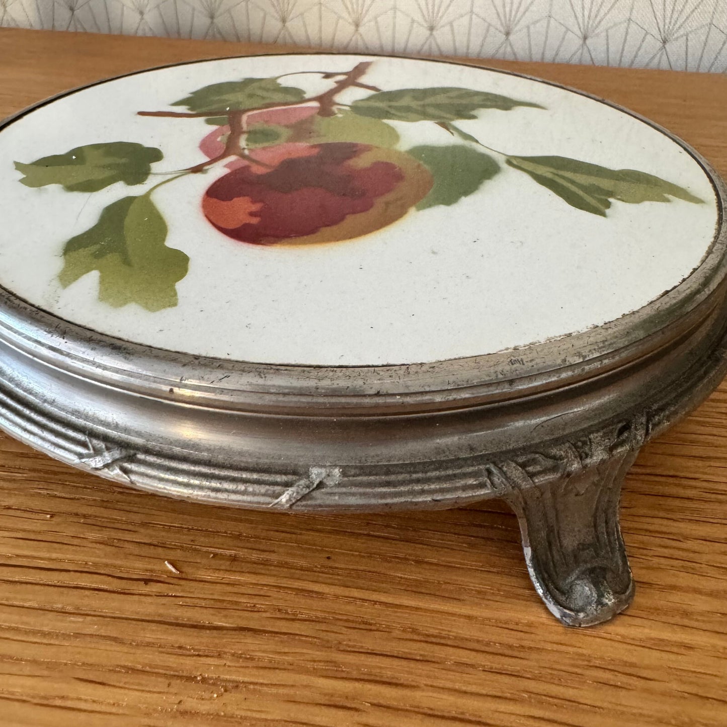 French Vintage Porcelain Metal Trivet Footed Fruit Design 1930s 0703248 Unbranded