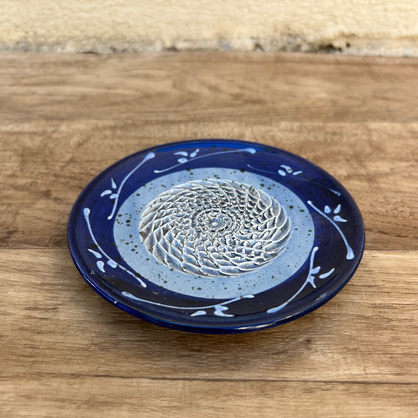 French Garlic Grater Ceramic Blue White Traditional Kitchen Pottery 0911231 Unmarked