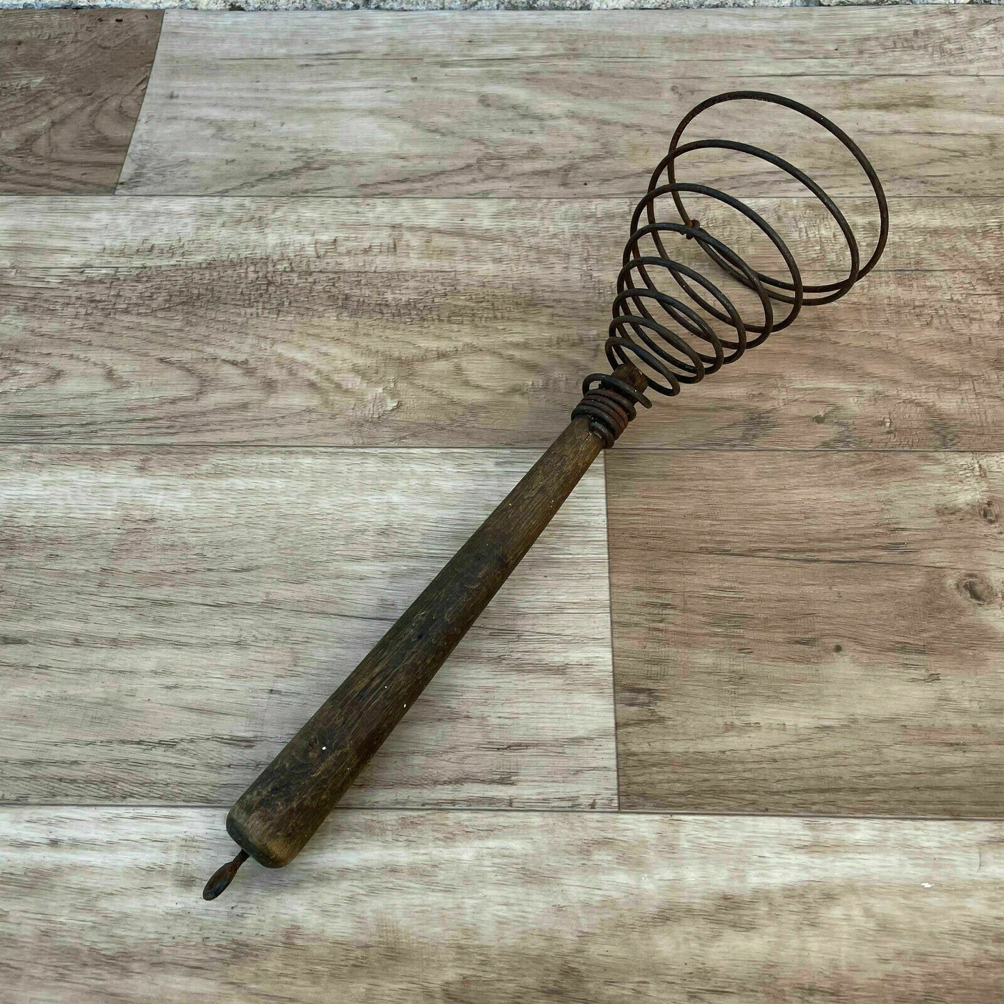 VINTAGE FRENCH WIRE WHIP WHISK WOODEN HANDLE KITCHEN UTENSIL 02062114 - Fleamarketfrance