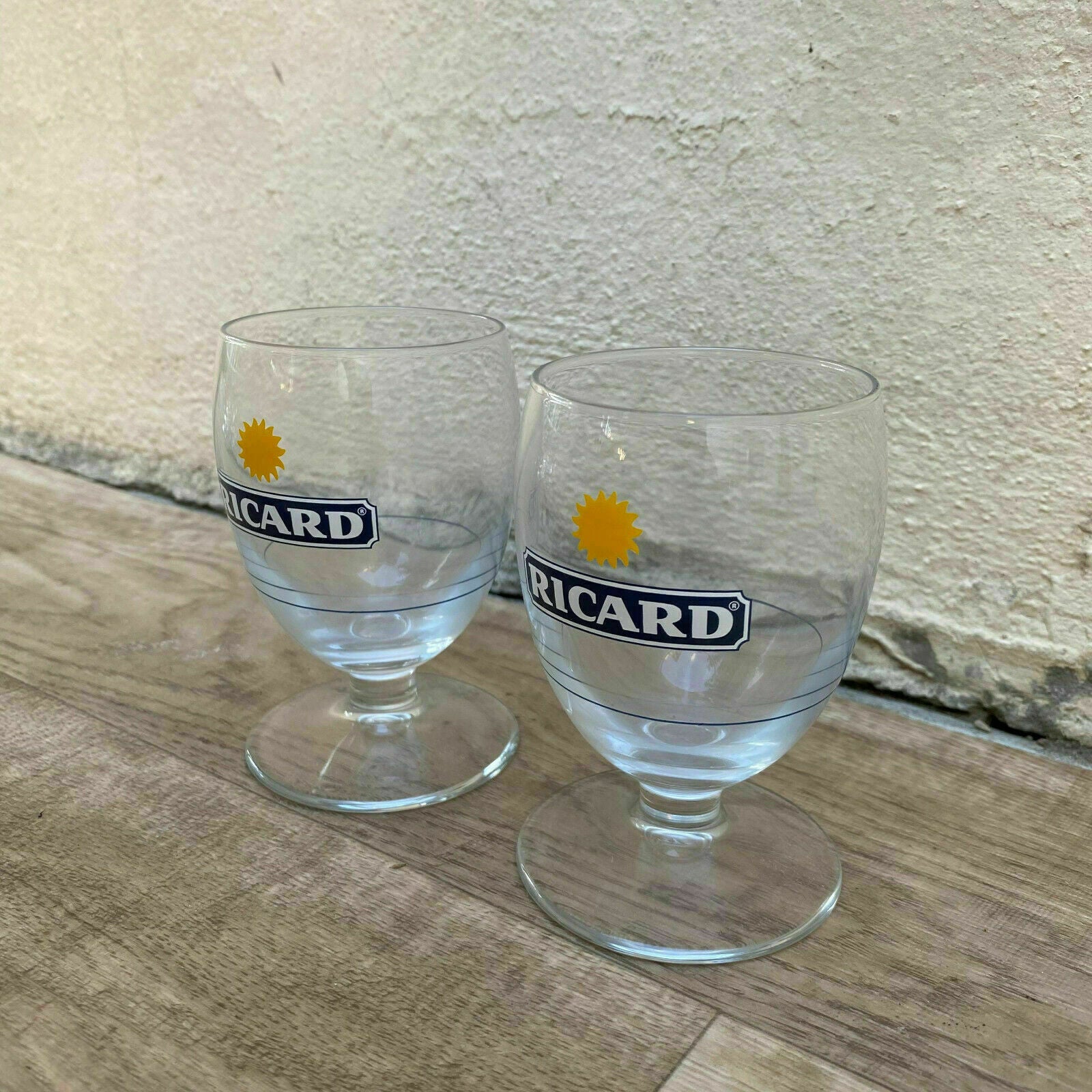 2 FRENCH RICARD ANISETTE PASTIS GLASSES WITH SUNBURST MOTIF 1103232 - Fleamarketfrance