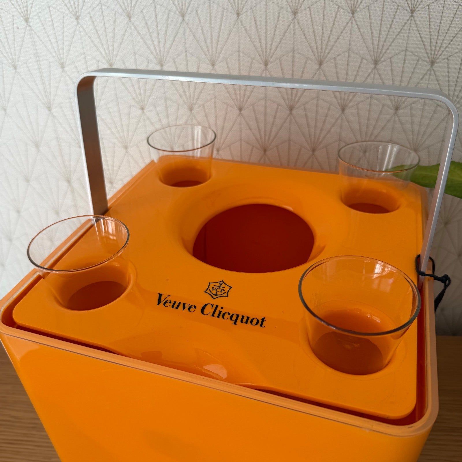 Vintage Veuve Clicquot Orange Champagne Carrier Picnic Set 4 Flutes 2803264 Veuve Clicquot