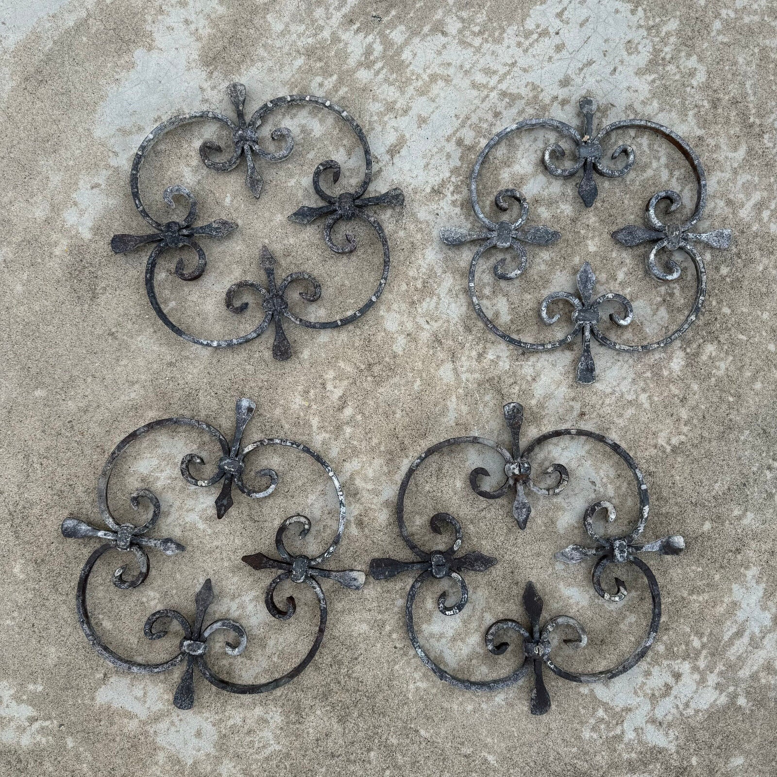 set 4 Vintage Metal FRENCH Wall Defense Grid Fleur de lys flower 0709241 - Fleamarketfrance