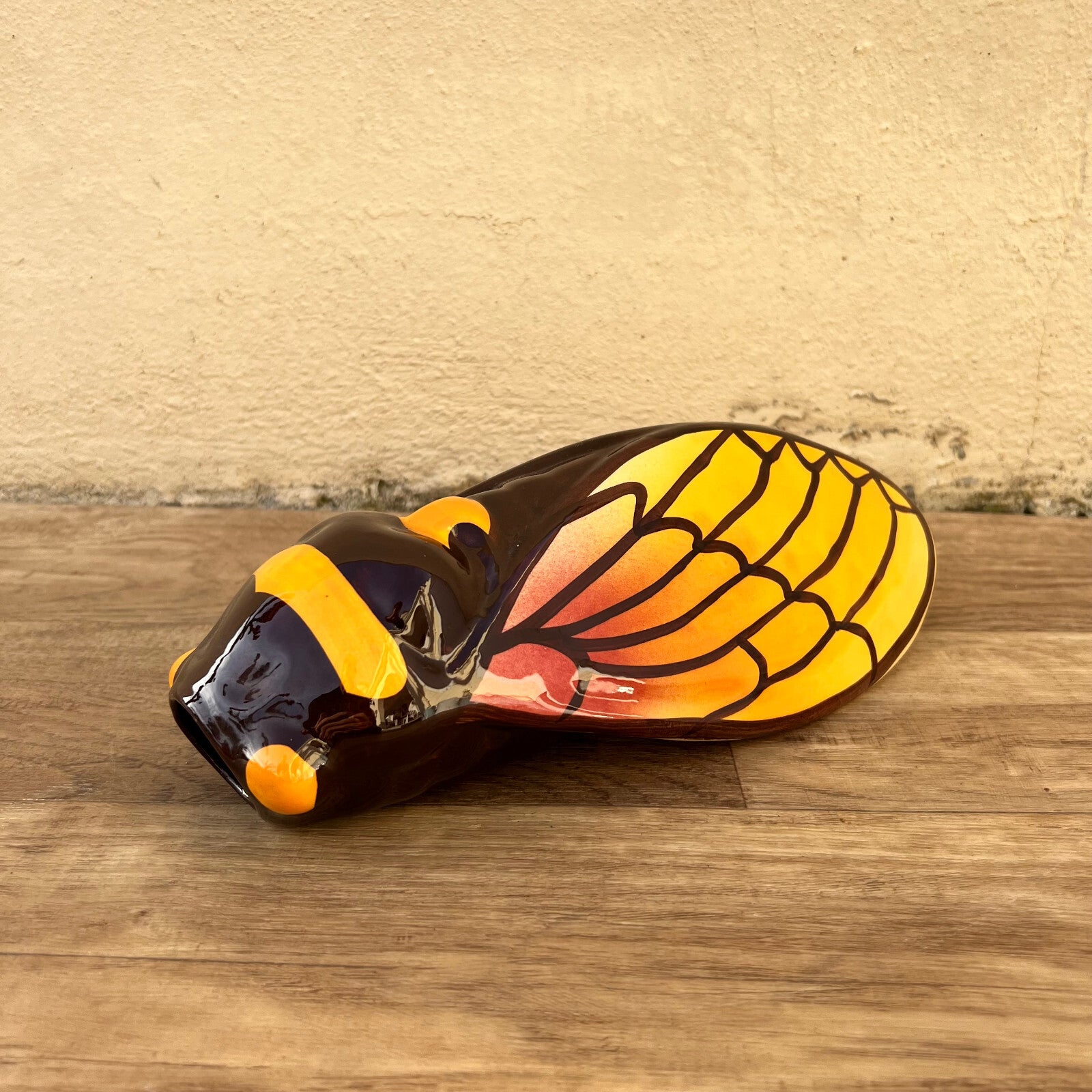 French Majolica Cicada Wall Pocket Vase Provence 1960s Vintage 2811225 Unbranded
