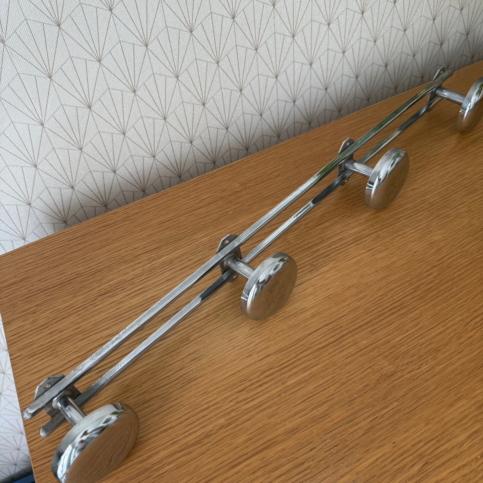 Vintage French Metal 4 Hook Coat Rack/Wall-Mounted Entryway Storage 12062514 Unbranded