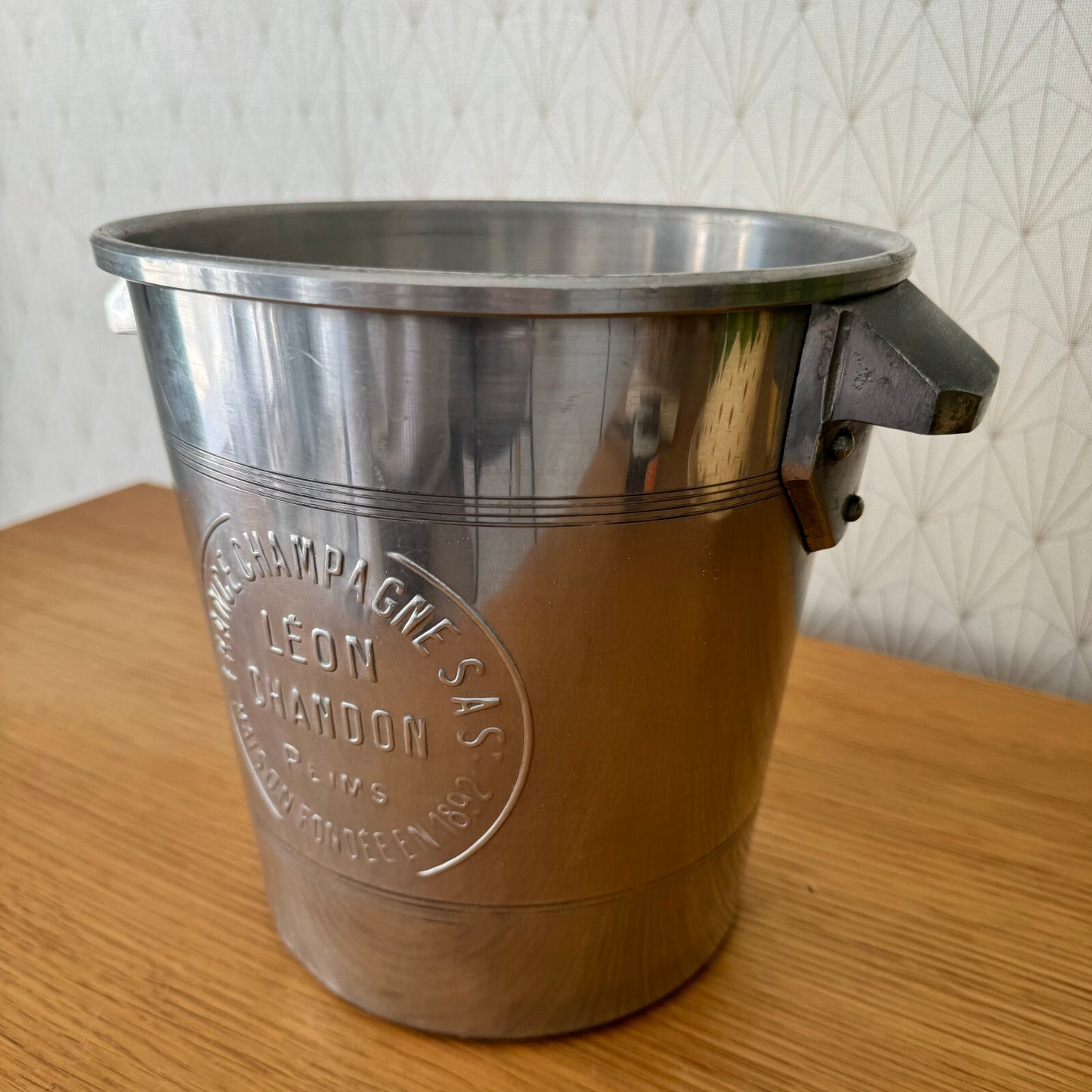 French Champagne Ice Bucket Leon Chandon Reims Vintage Wine Cooler 1304246 Leon Chandon