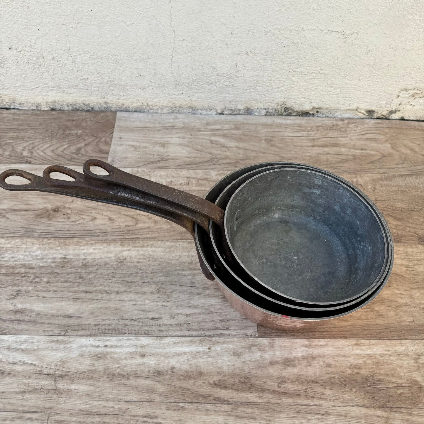 French Copper Saucepans Set 3 Hammered 2mm Vintage Tin Lined 24042410 Unbranded