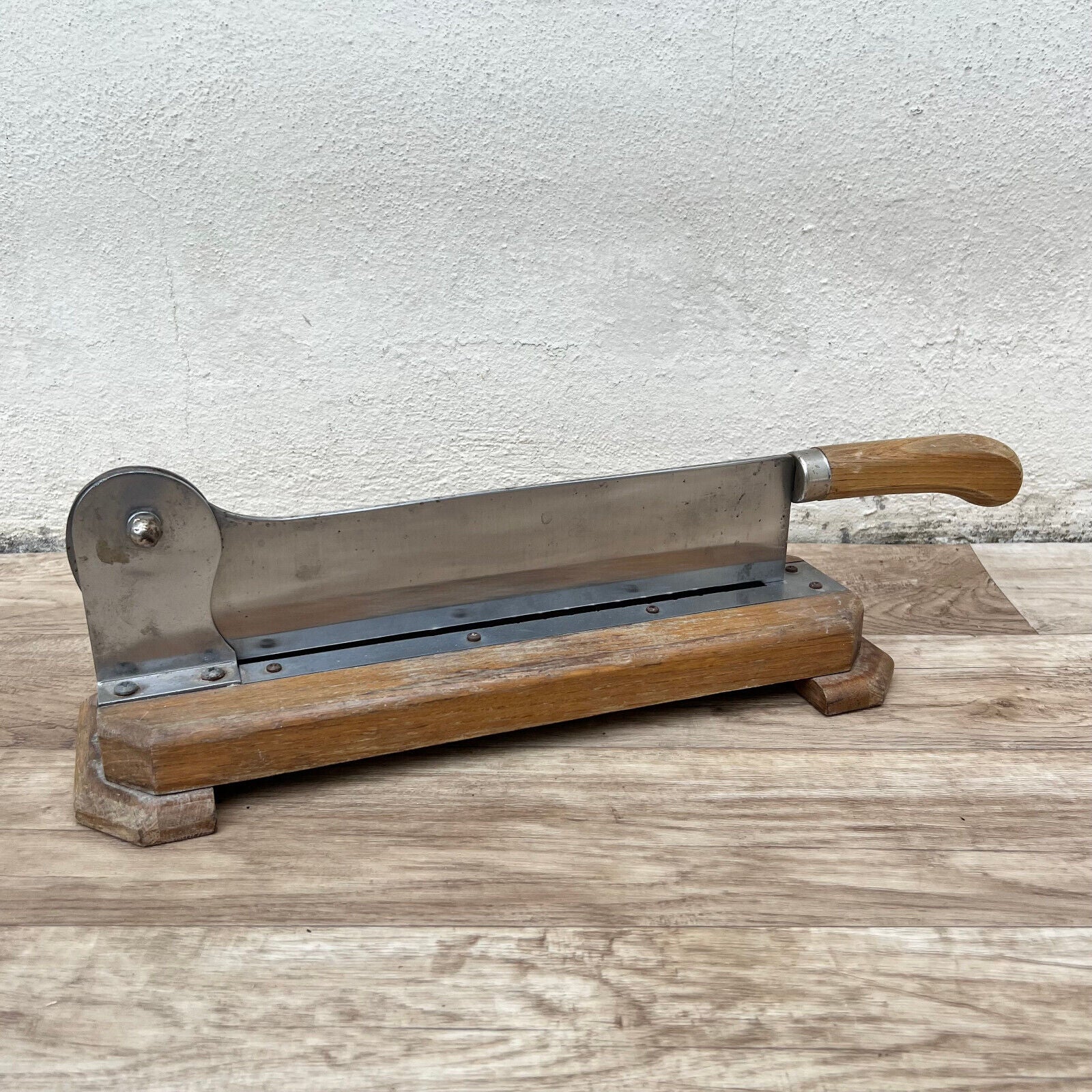 Vintage French Restaurant Wooden Bread Slicing Board 20082227 - Fleamarketfrance