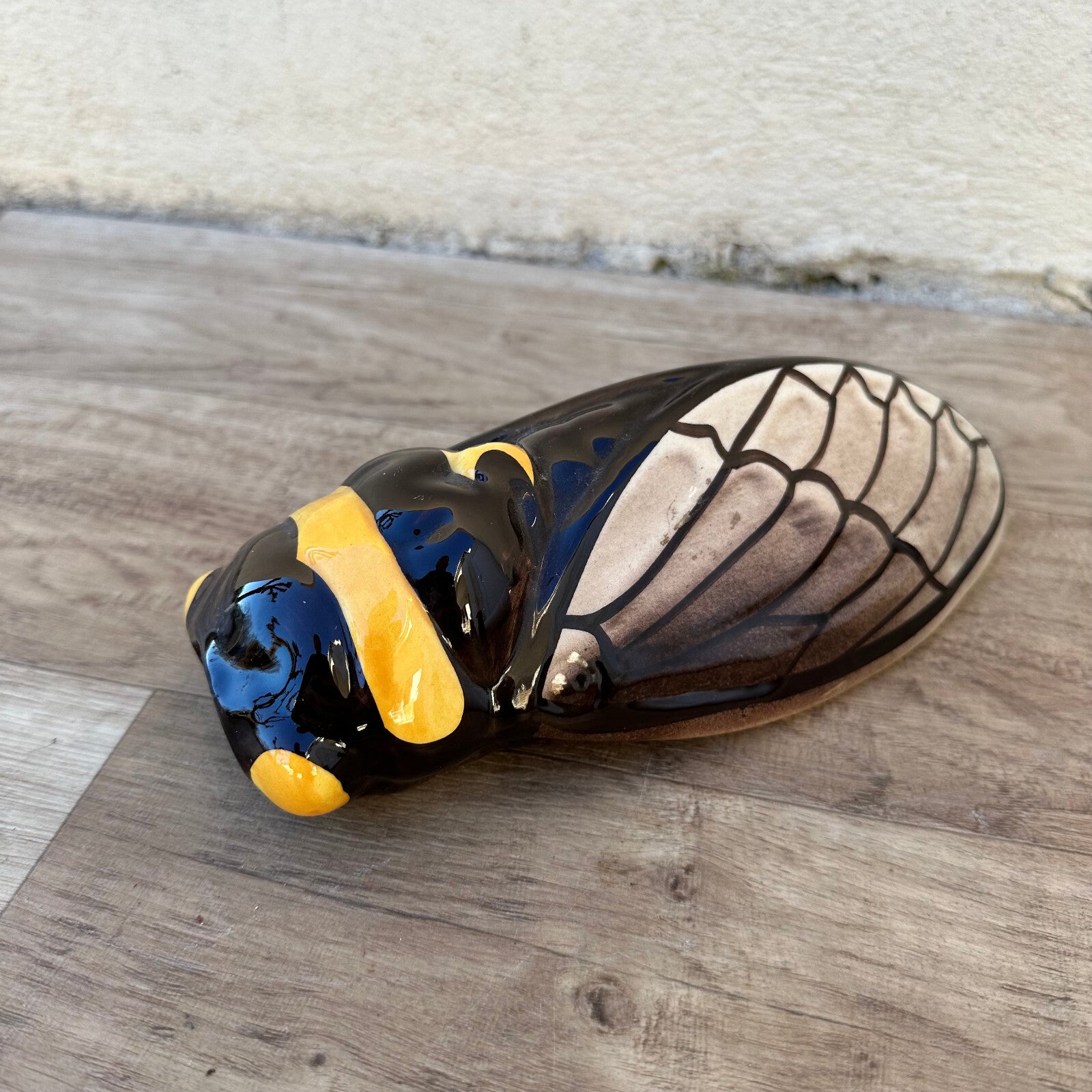 French Majolica Cicada Wall Pocket Vase Vintage Pottery 8.25" 2202237 Unmarked