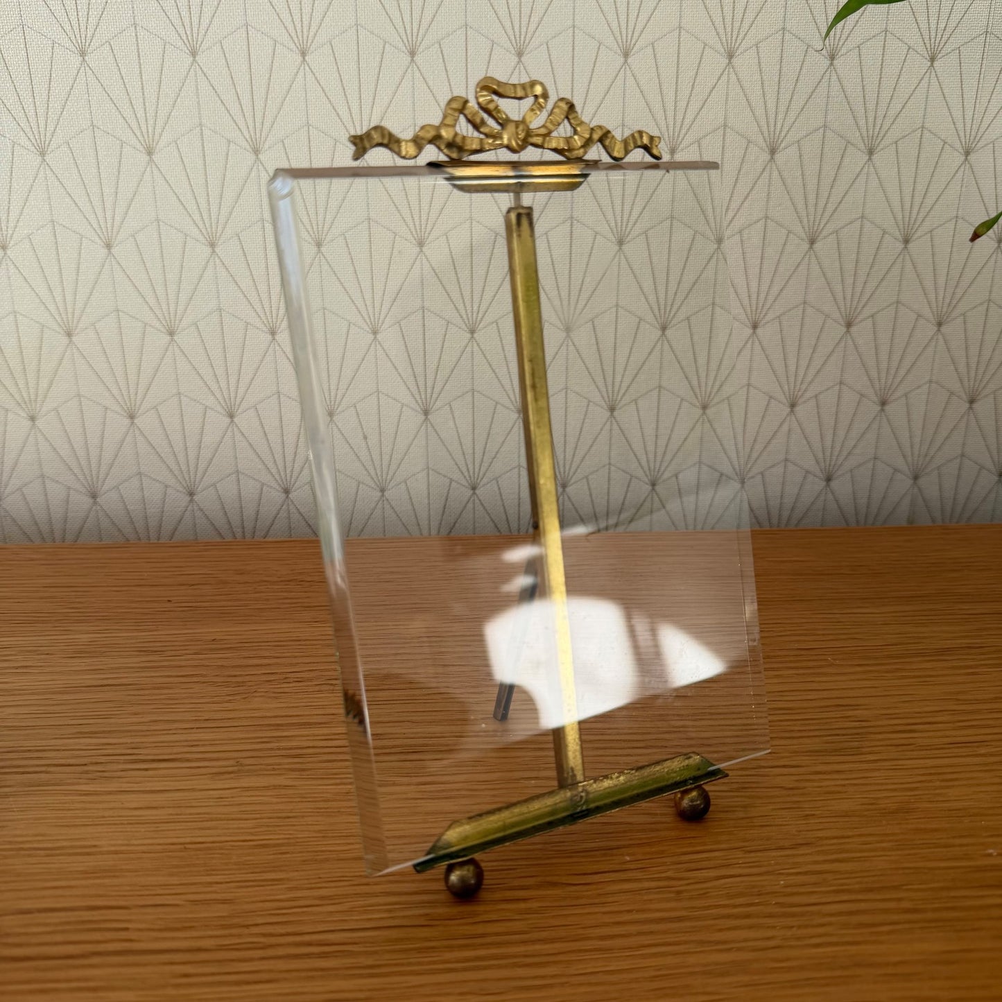 French Brass Easel Picture Frame Glass Stand 5.5x8.5 Vintage 03022610 Fleamarketfrance