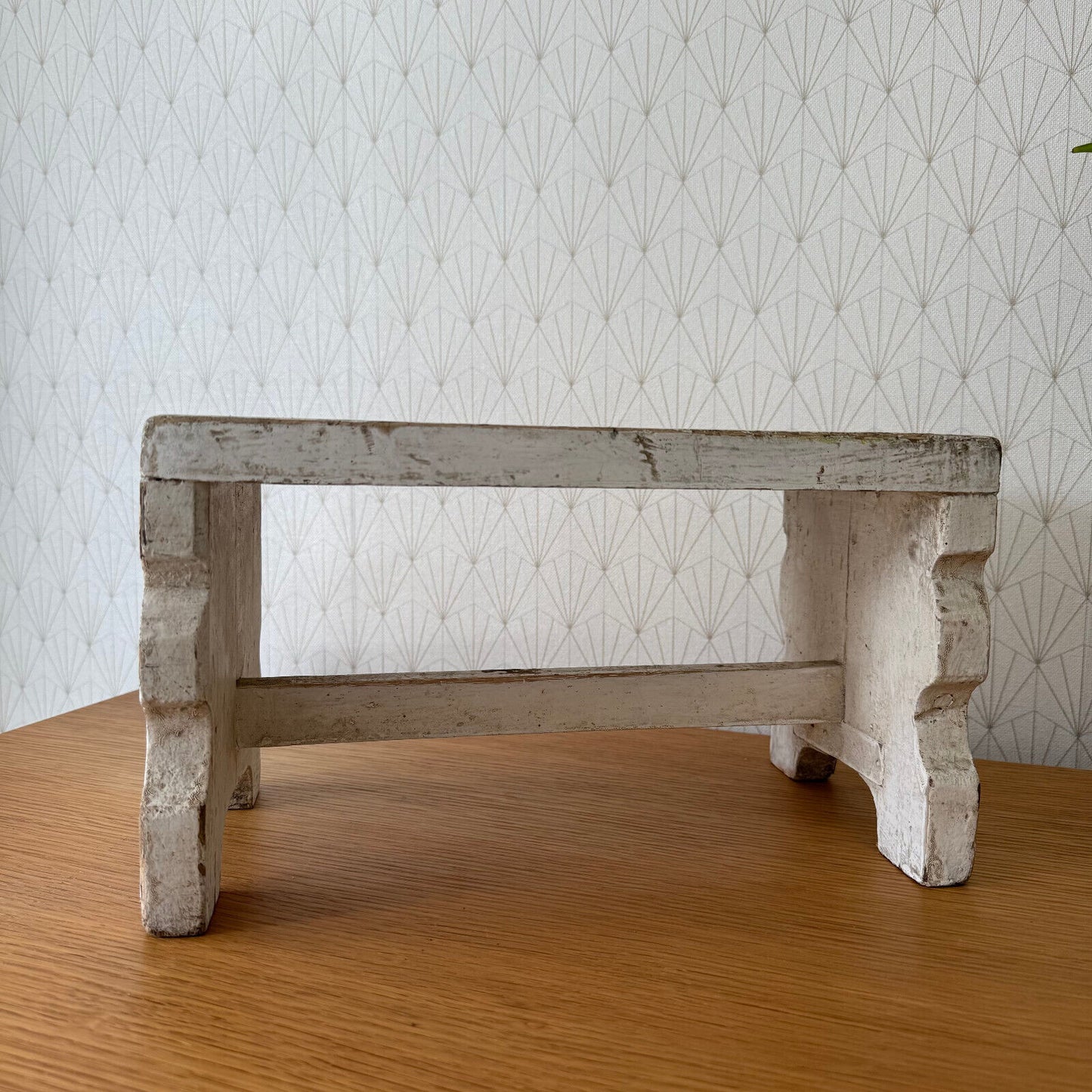 RARE Antique White Wooden Rectangle Milking Stool Riser Plant Stand 2702251 - Fleamarketfrance