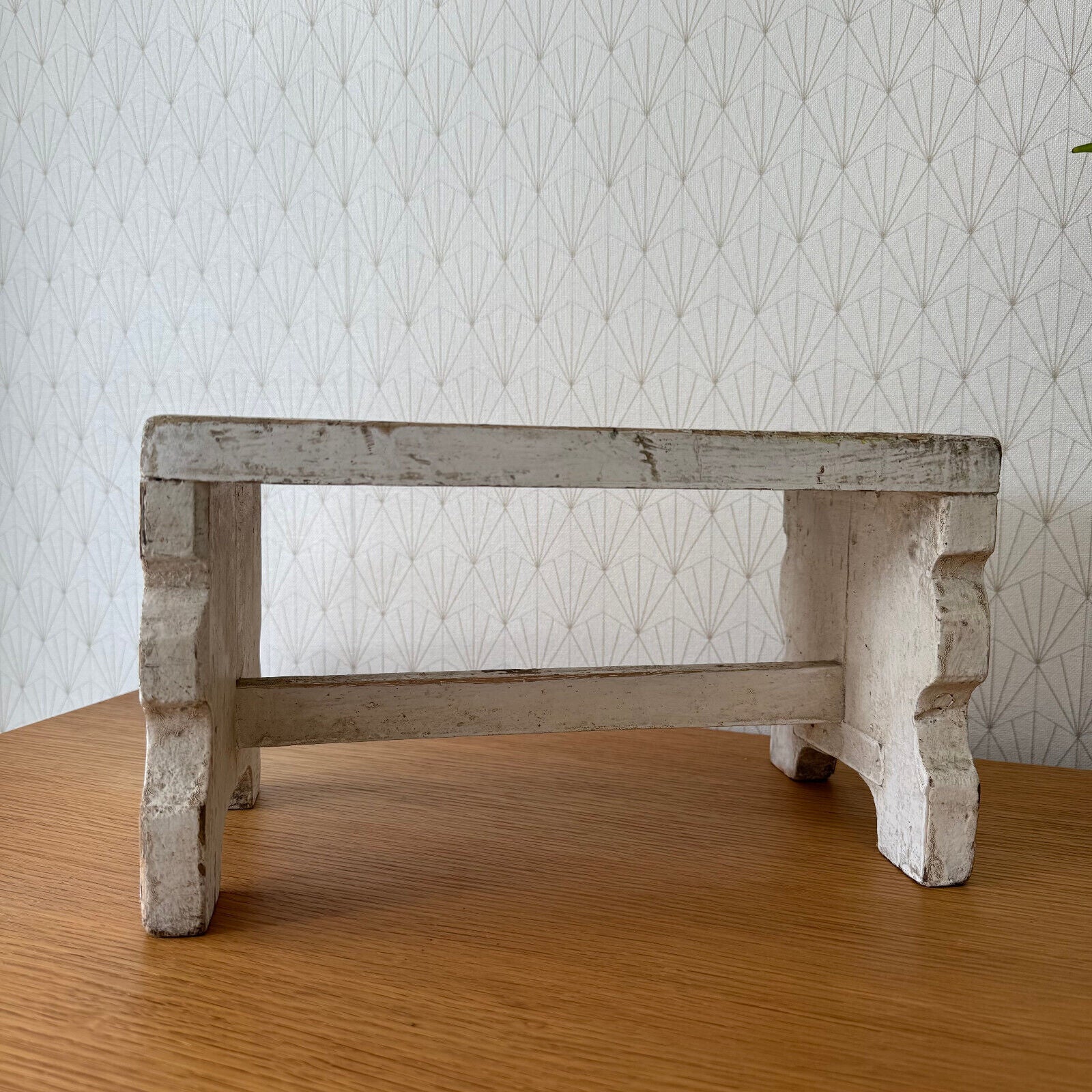 RARE Antique White Wooden Rectangle Milking Stool Riser Plant Stand 2702251 - Fleamarketfrance