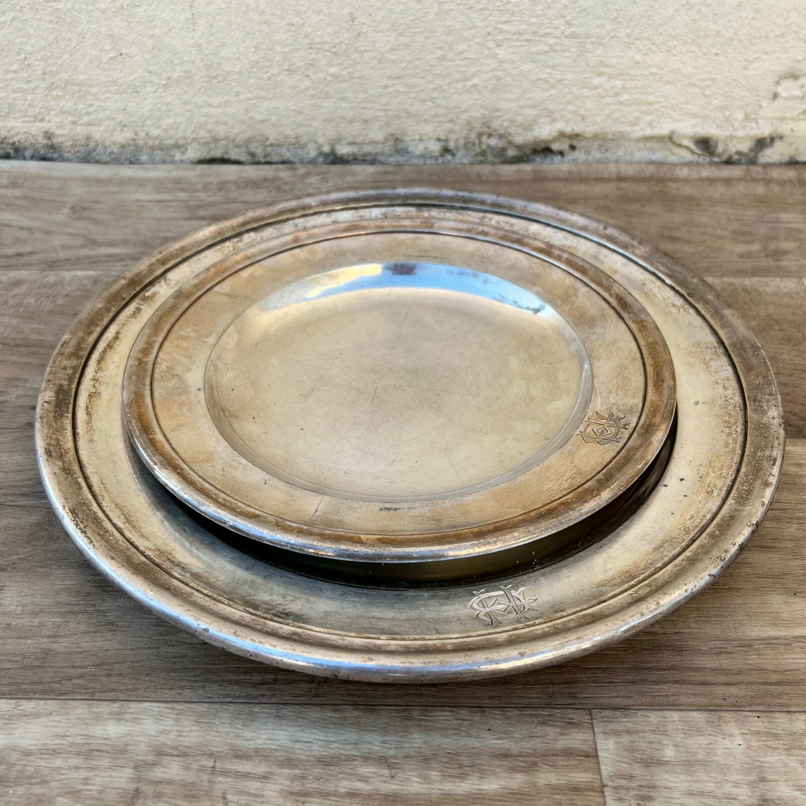 2 Vintage silverplate Serving Tray ROUND 9" 11 3/4" 01032215 CHRISTOFLE