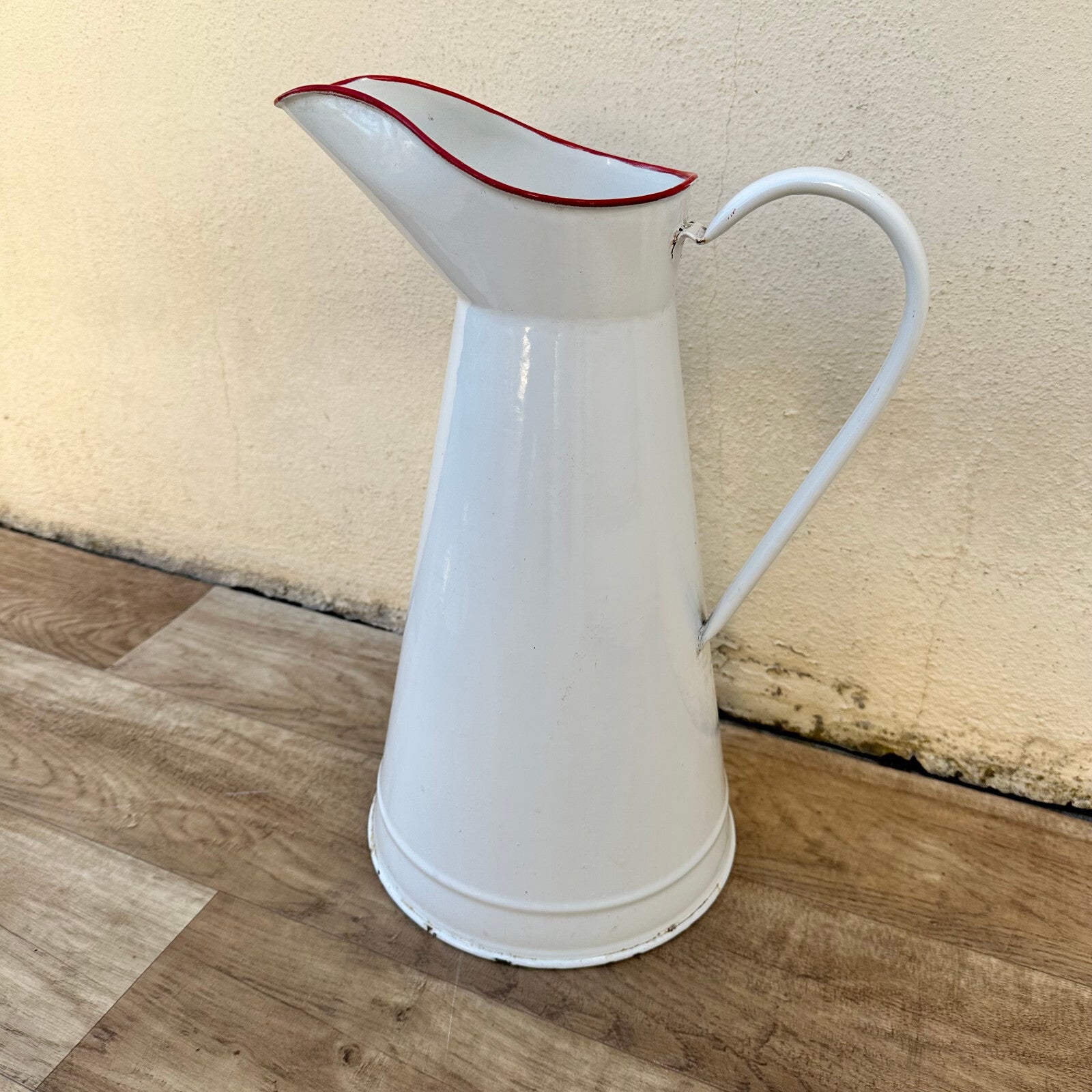 French Enamel Pitcher White Red Rim Vintage Water Jug Farmhouse 3011232 Fleamarketfrance