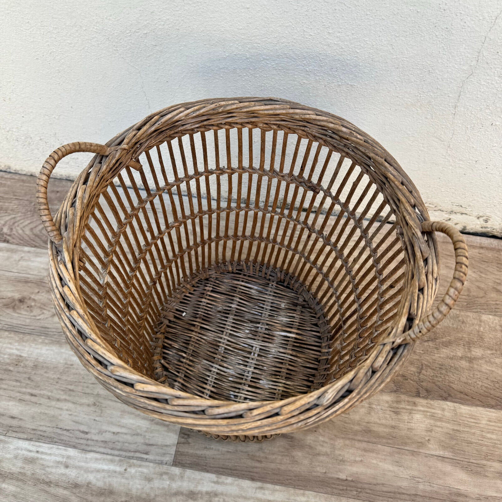 French Wicker Basket office decoration Chic Vintage Woven Rattan 1006245 Fleamarketfrance