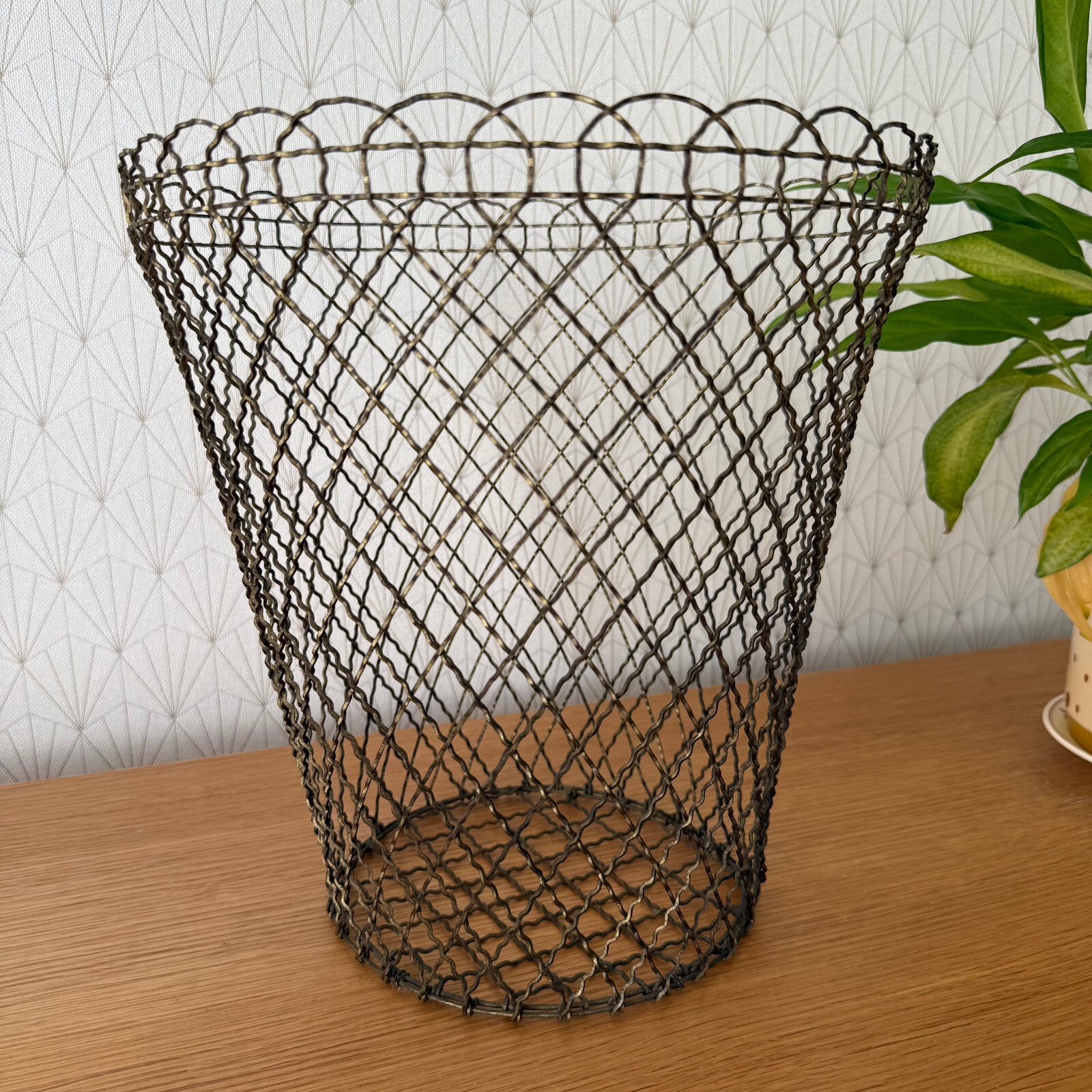 French Wire Metal Basket office decoration Chic Vintage 04062510 Fleamarketfrance