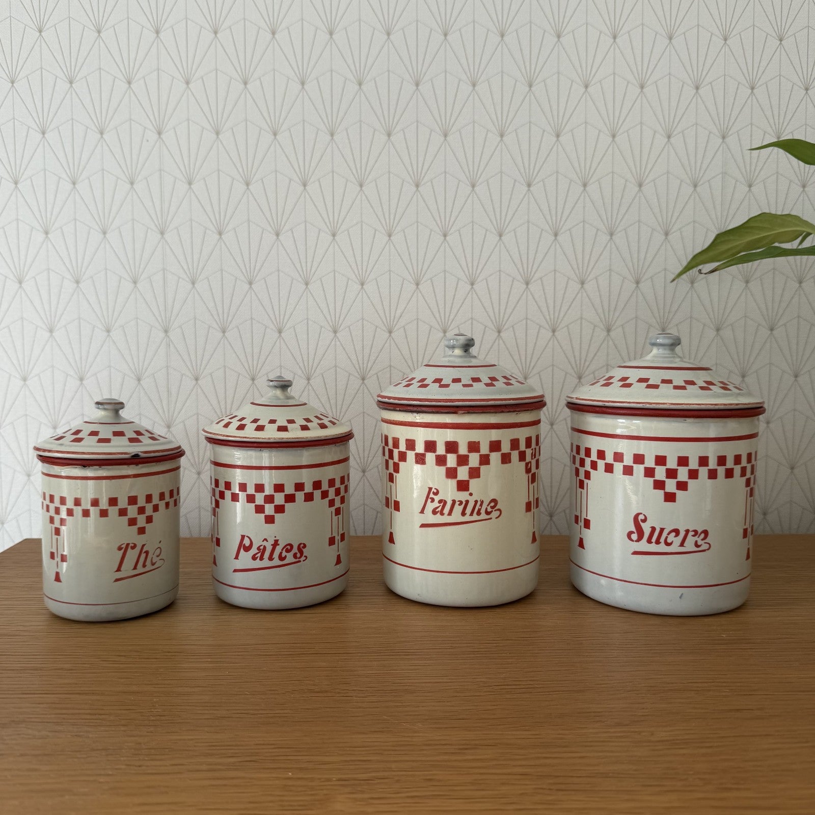 Bistro Set 4 French Enameled Vintage Canisters Lustucru 1900 s 2101261 Fleamarketfrance : French vintage and antique decor