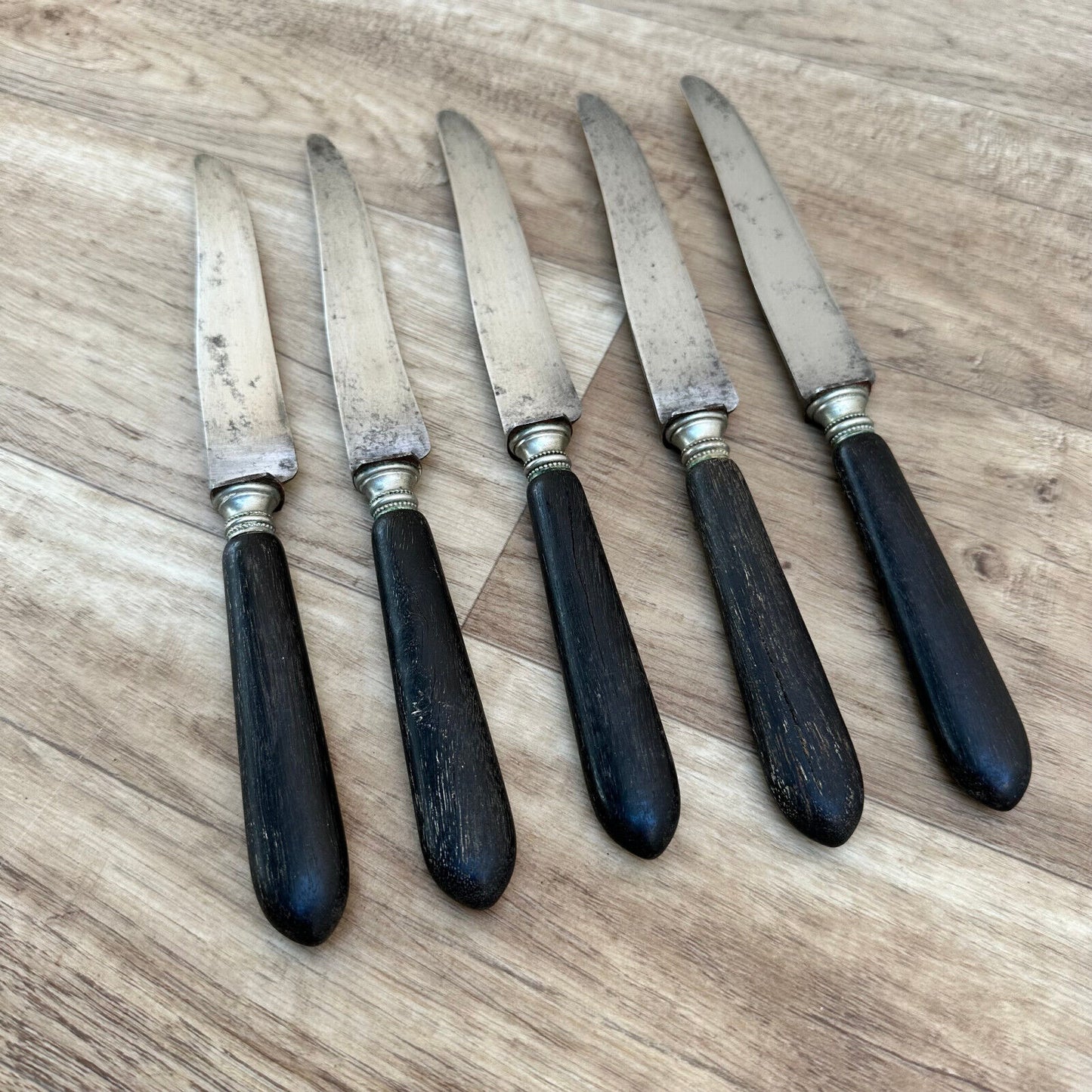 Antique French Dinner Knives Faux Ebony Horn Handles Silver Collar 5pcs 2608231 - Fleamarketfrance