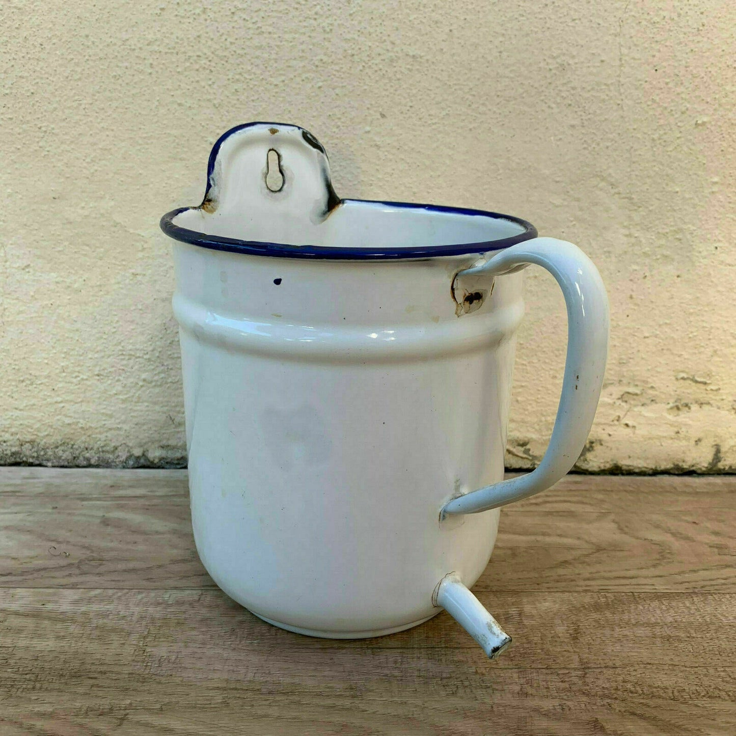 Vintage french enameled Enamelware IRRIGATOR DOUCHE garden white 10161917 - Fleamarketfrance